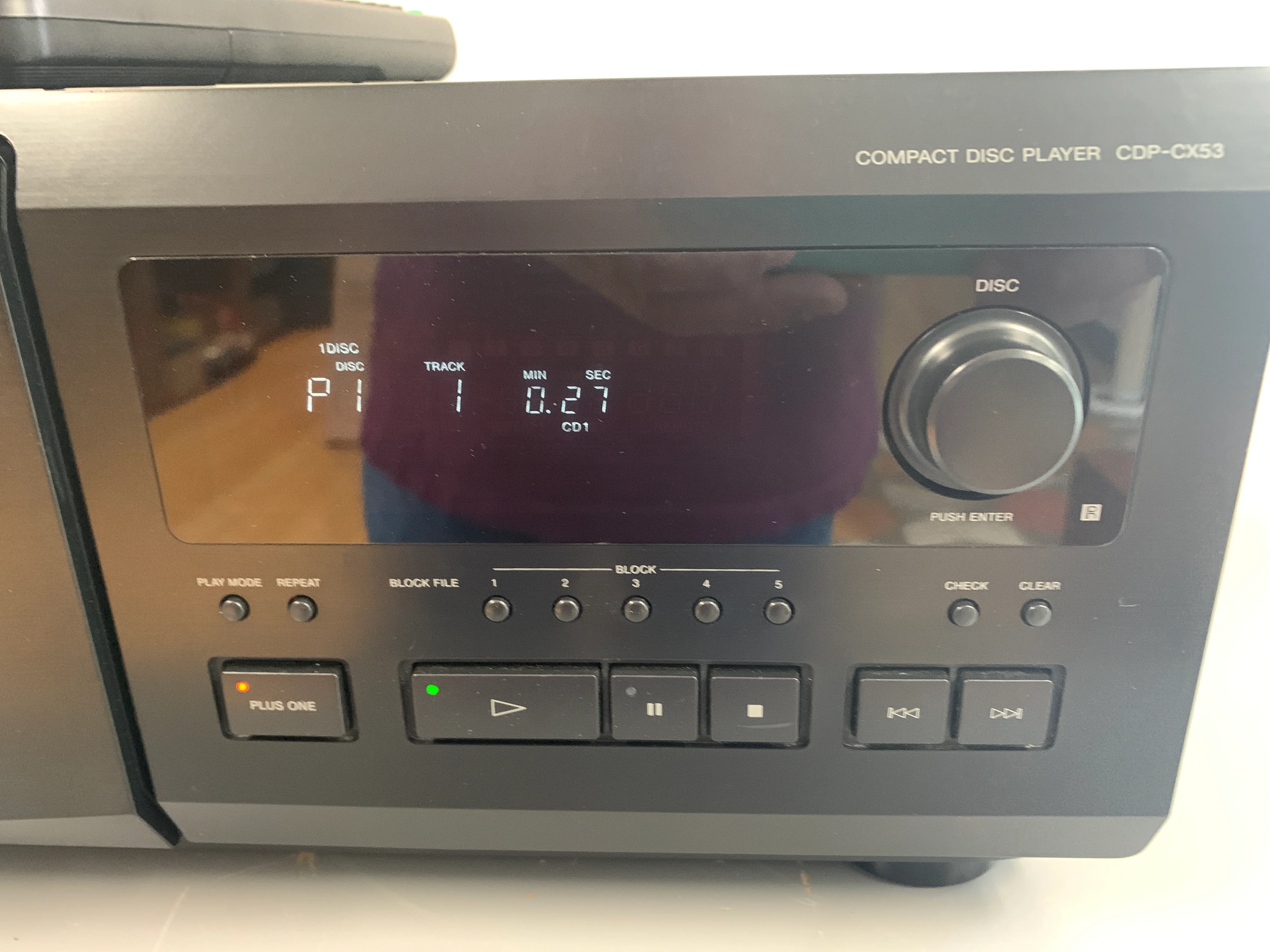 Sony CDP-CX53 CD Changer 50+1 CD * Remote Control - Image 6