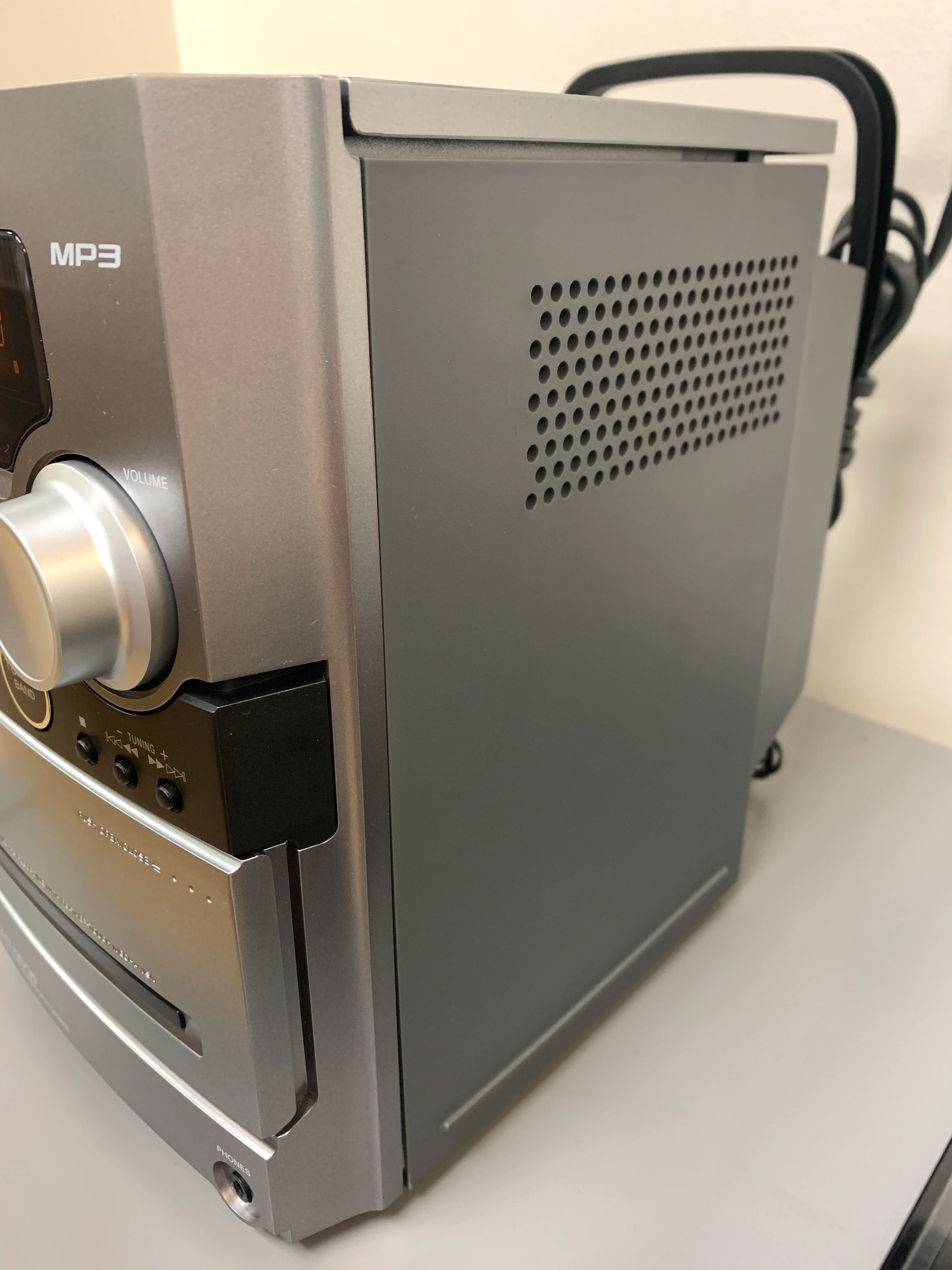 Sony CMT-NEZ30 Micro Hi-Fi Component System * remote - Image 3