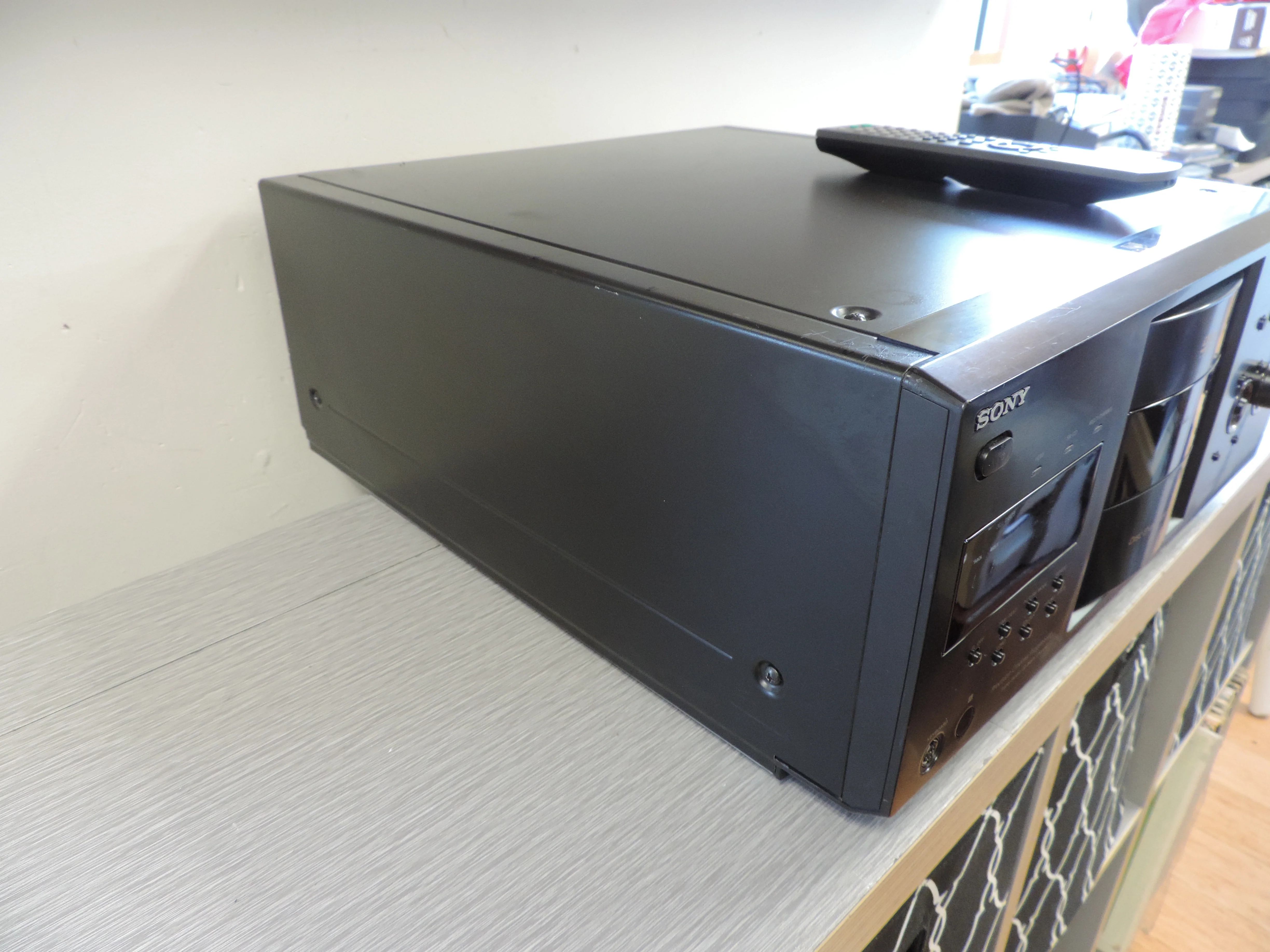 Sony DVDp-CX995V CD/SACD/DVD Carousel * 400 Discs * Remote - Image 9