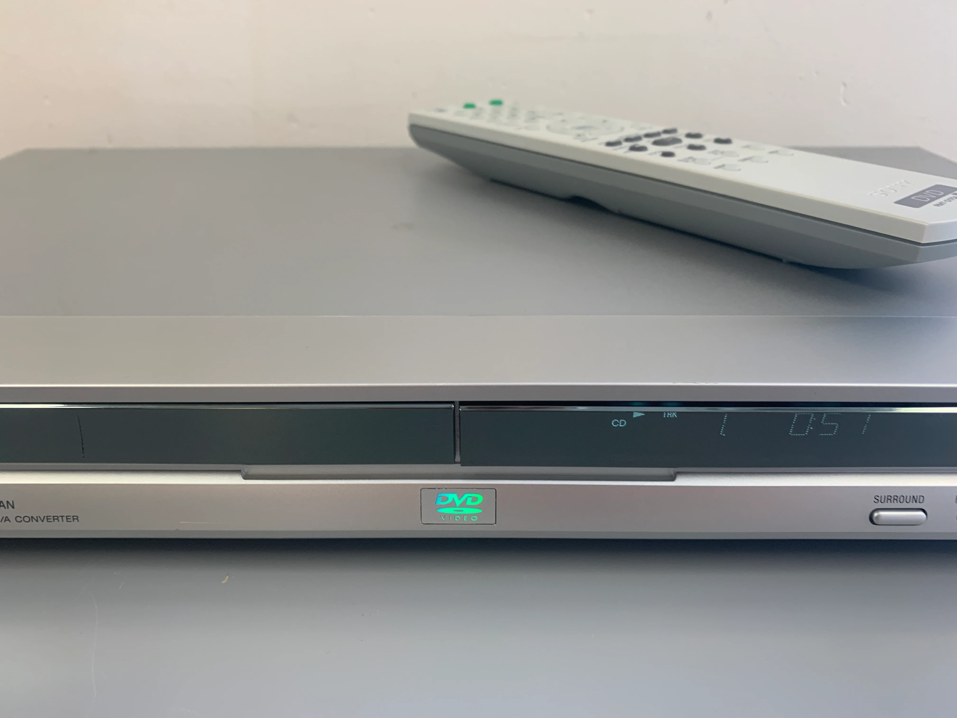 Sony DVP-NS425P CD/DVD Player * Remote - Image 3