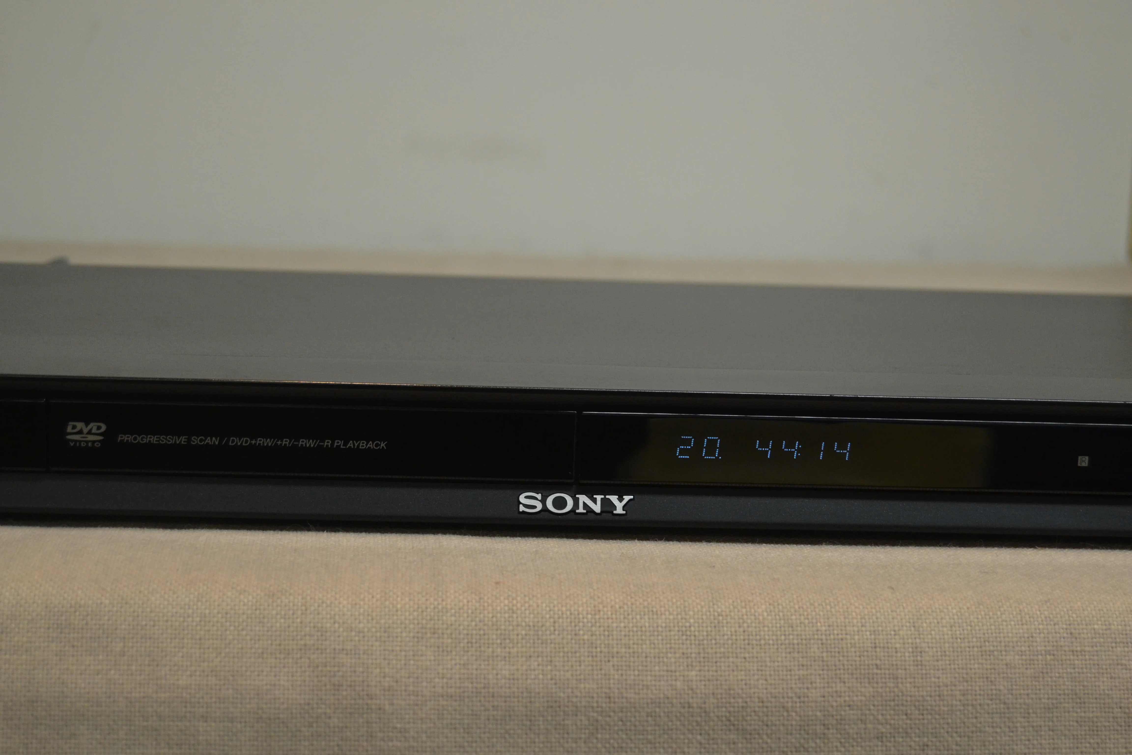Sony DVP-NS57P Single DVD Player - Image 3