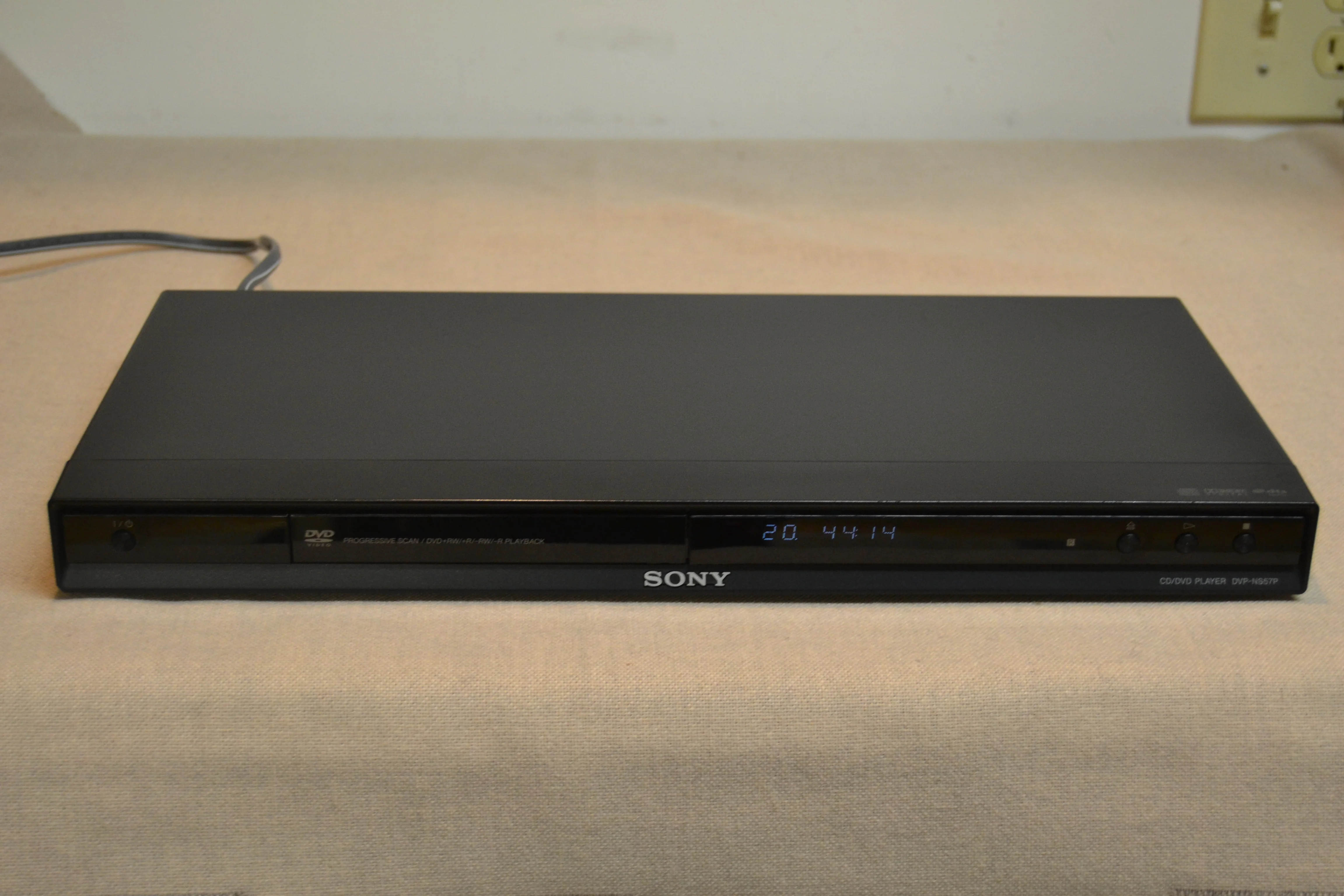 Sony DVP-NS57P Single DVD Player - Image 7