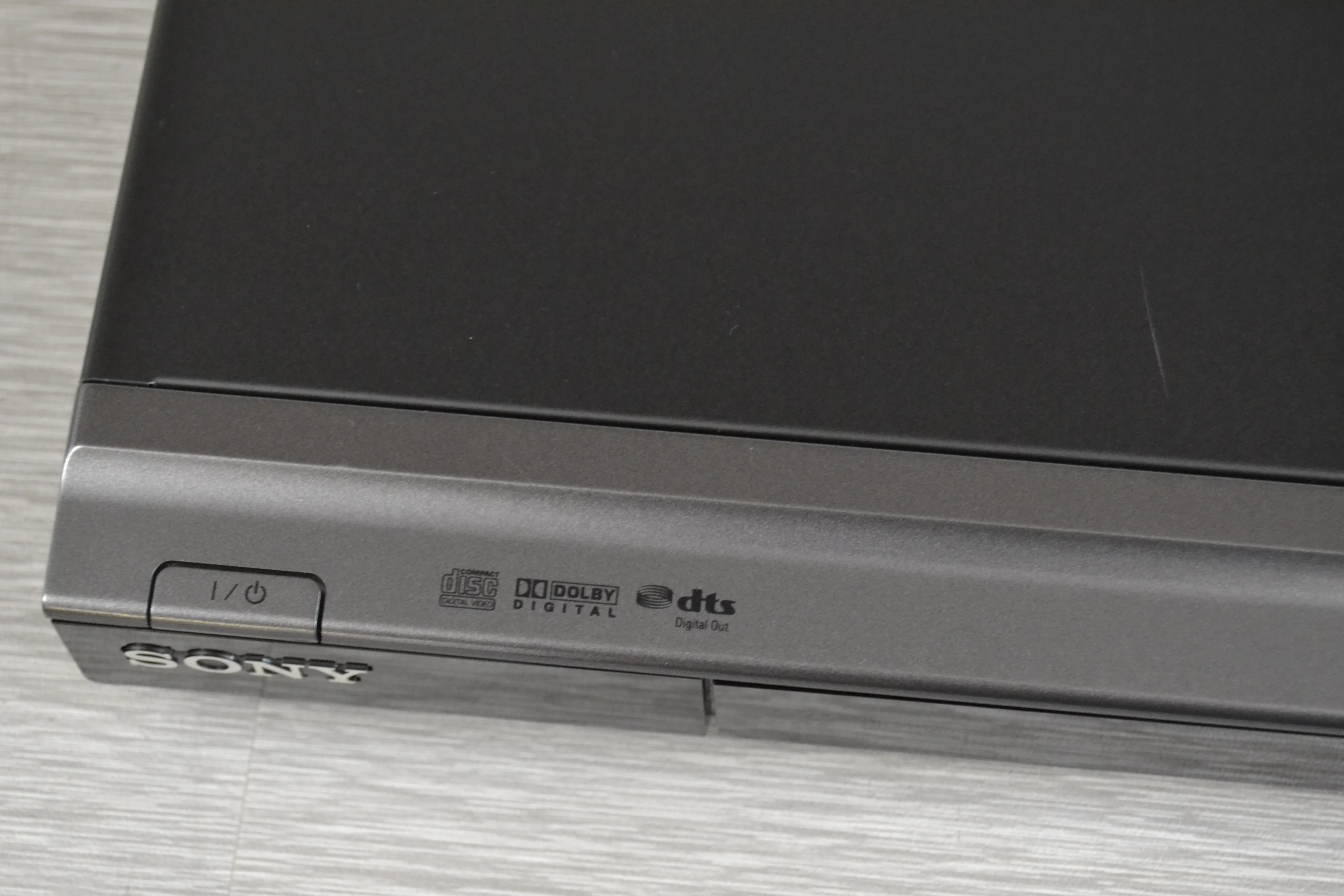 Sony DVP-NS601HP DVD Player * Remote Control - Image 7