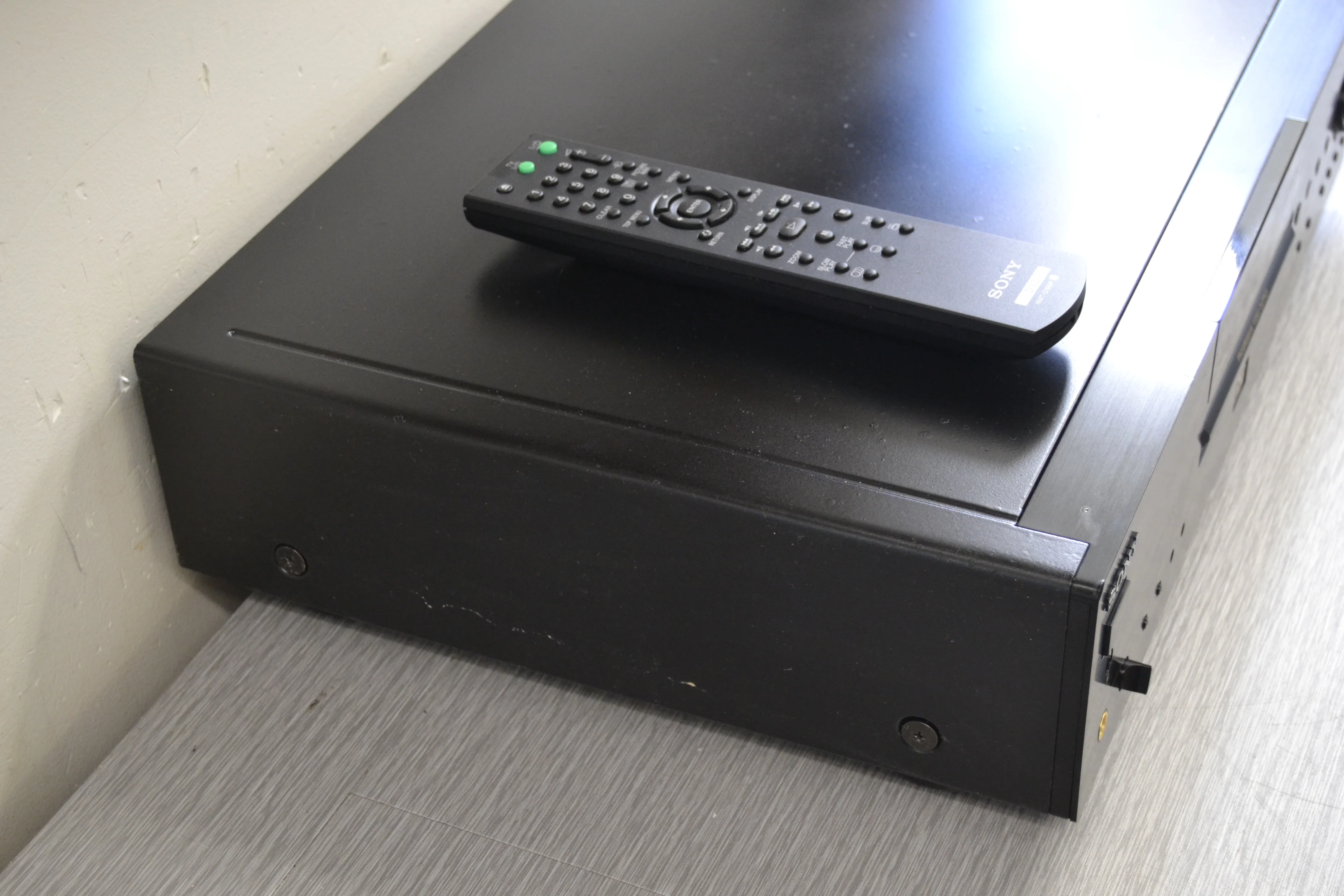 Sony DVP-NS900V CD/SACD/DVD Player * Remote Control - Image 9