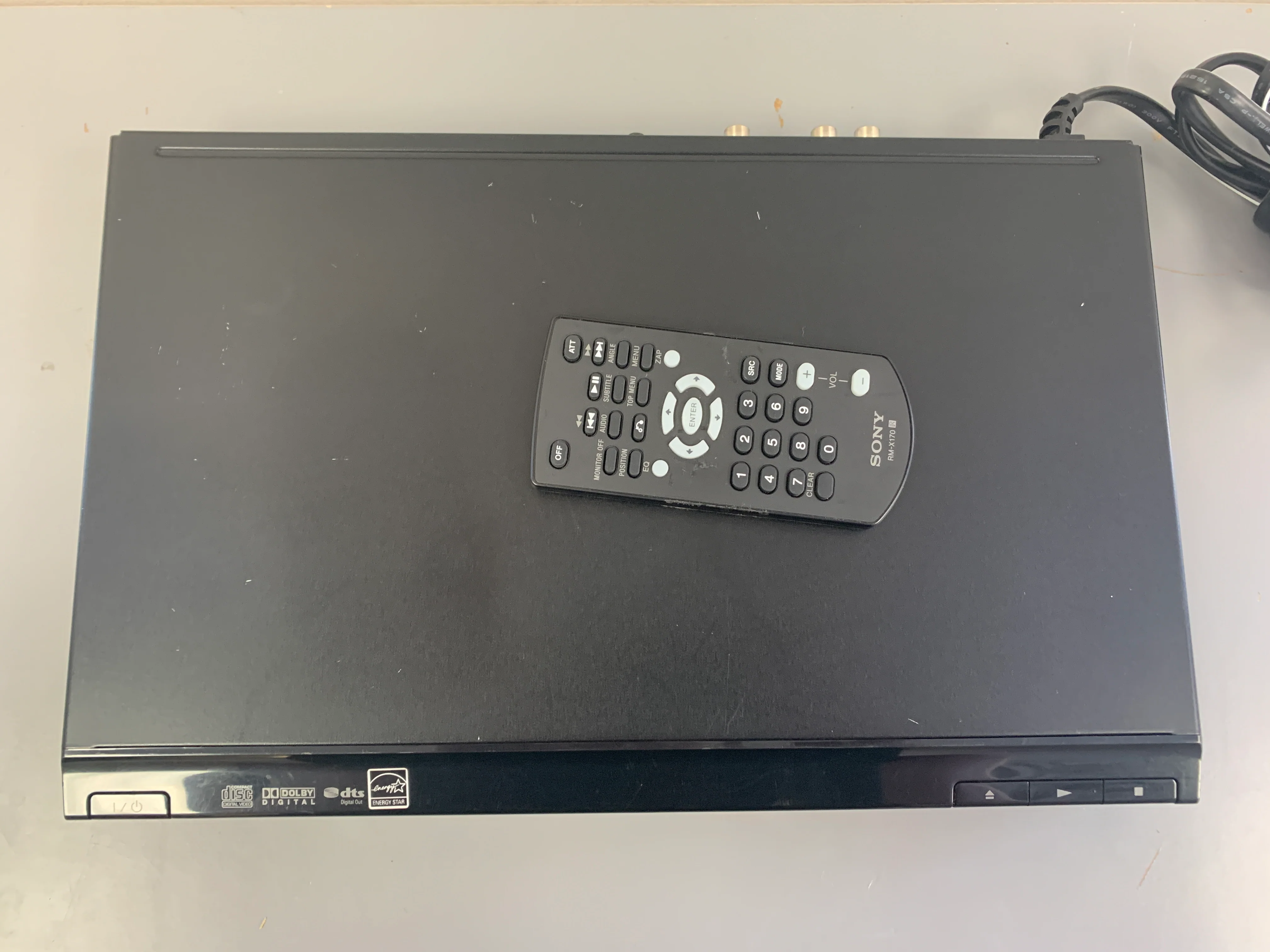 Sony DVP-SR200P DVD/CD Player * Remote - Image 4