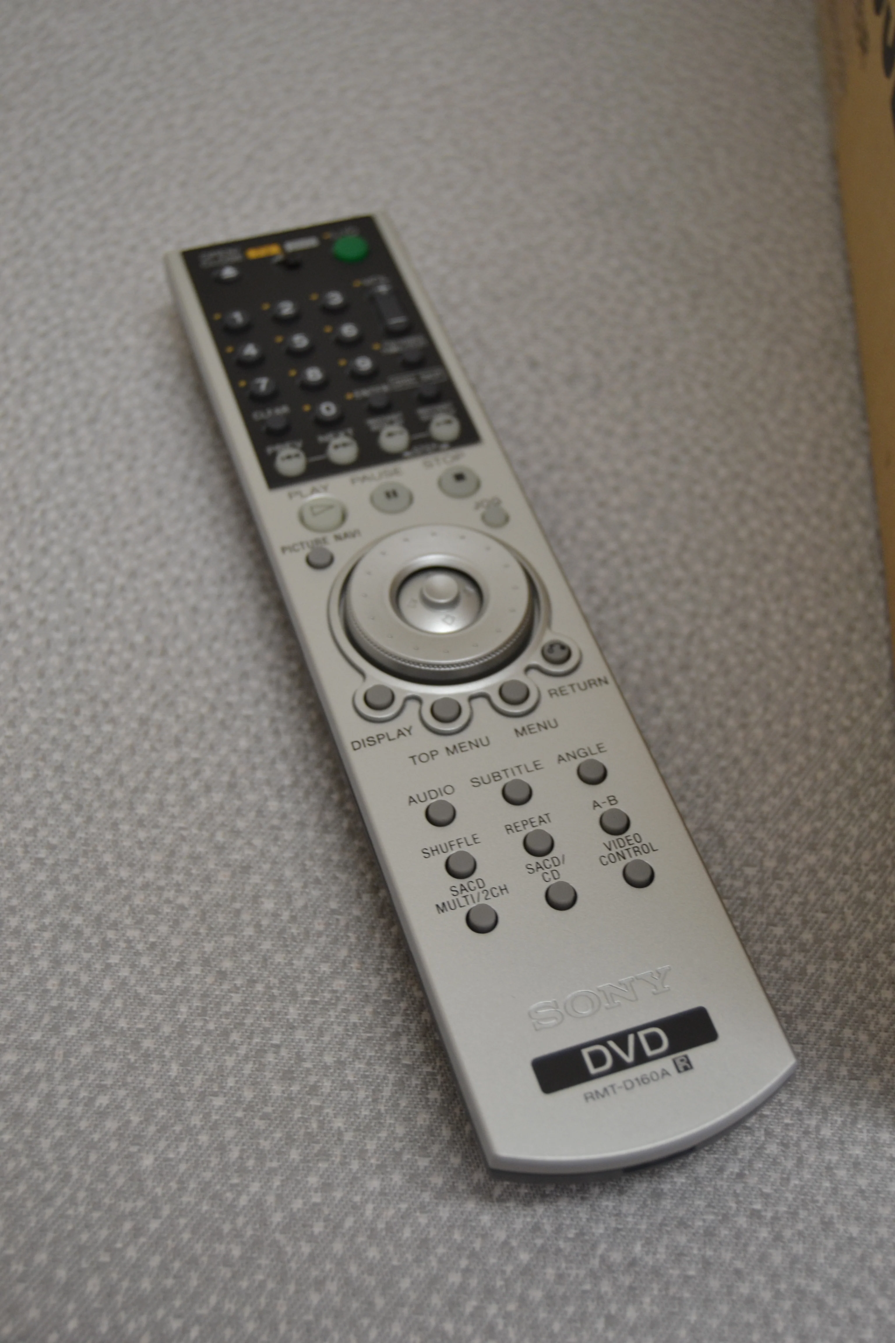 Sony ES DVP-NC555ES 5-disc carousel DVD/CD/SACD changer * Remote * Box * Manual - Image 14