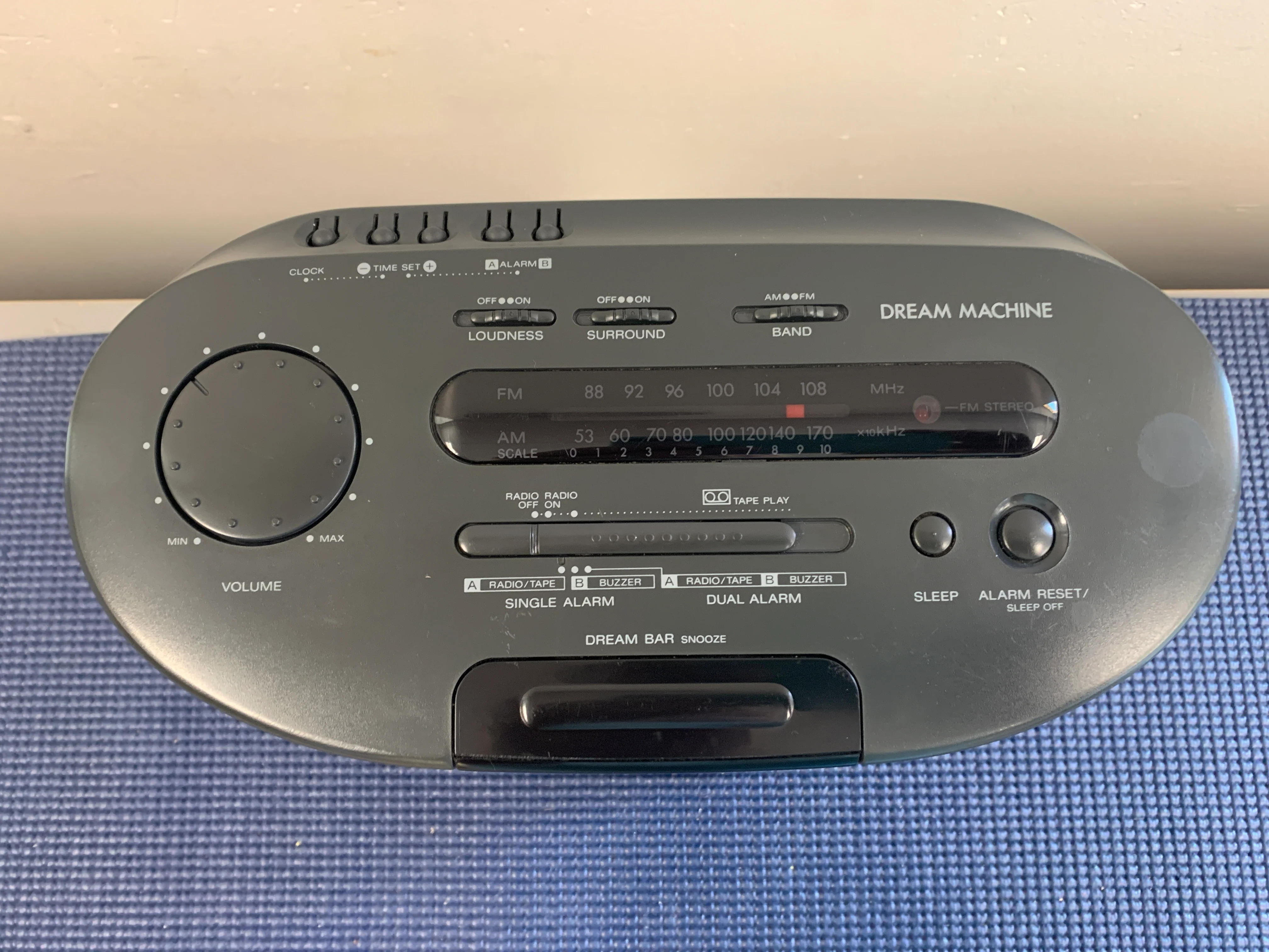 Sony ICF-CS650 Radio-Cassette Alarm Clock - Dream Machine - Image 2