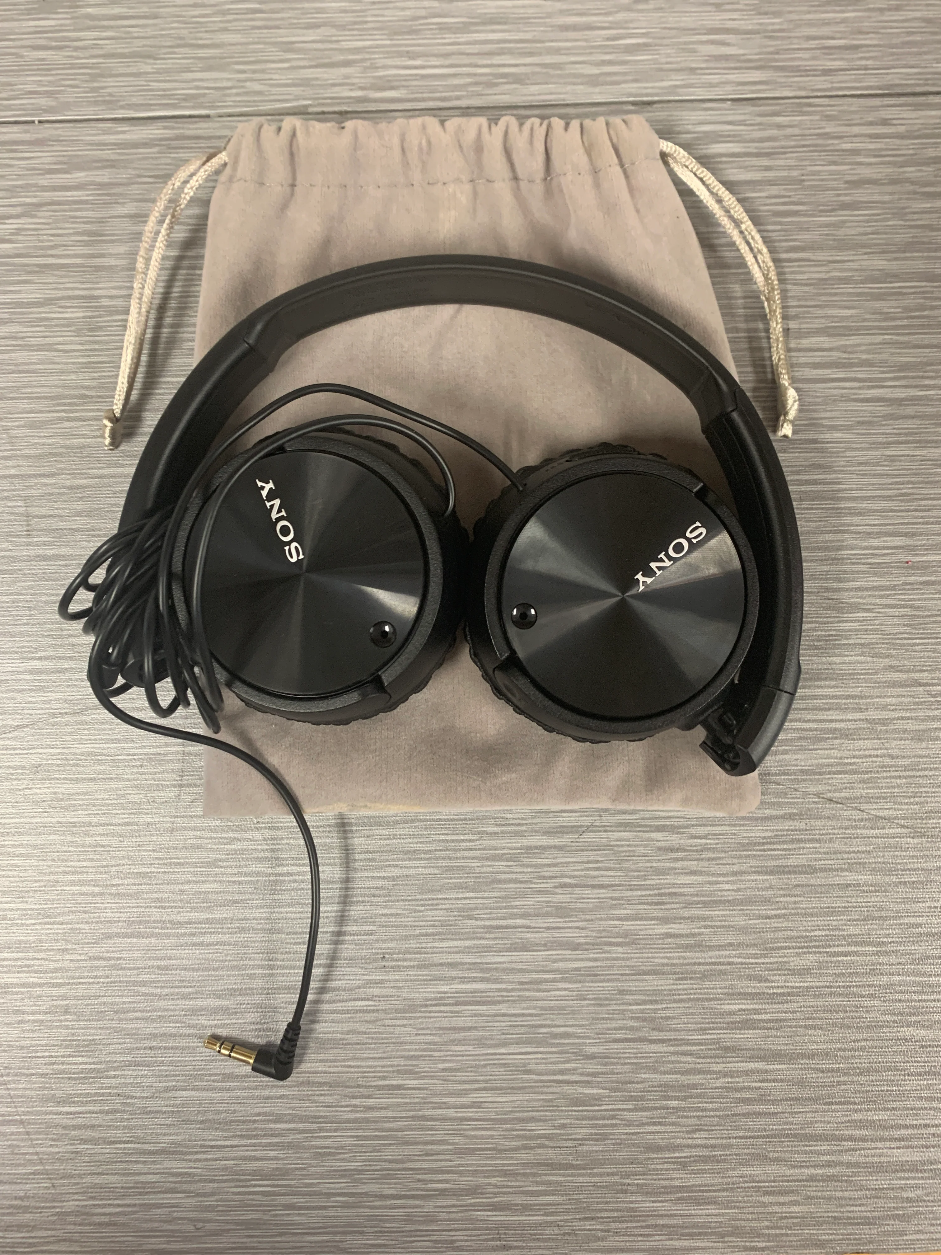 Sony MDR-ZX110NC Noise Canceling Headphones w/storage bag - Image 2