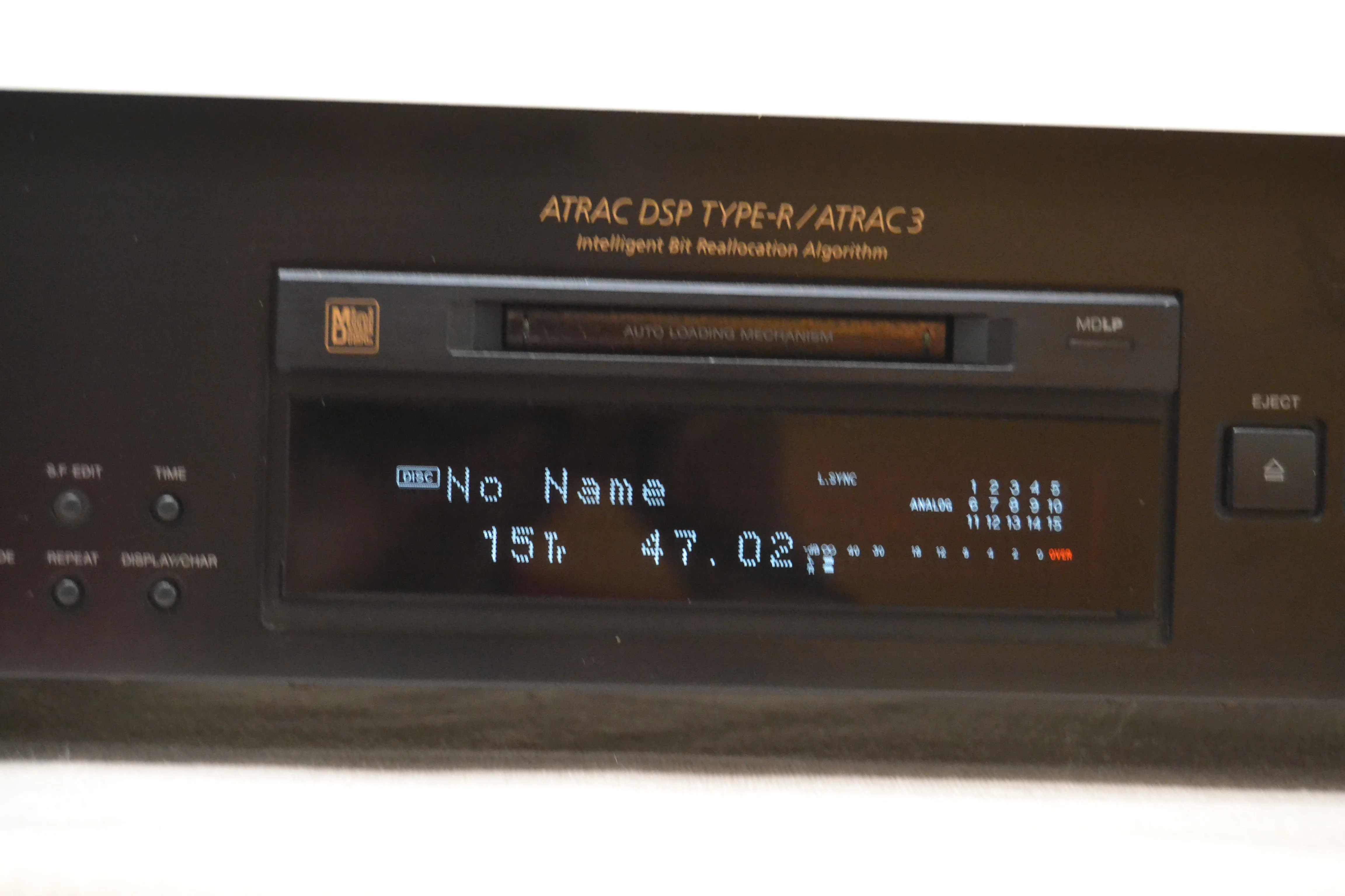 Sony MDS-JB940 Minidisc Player * Remote Control - Image 4