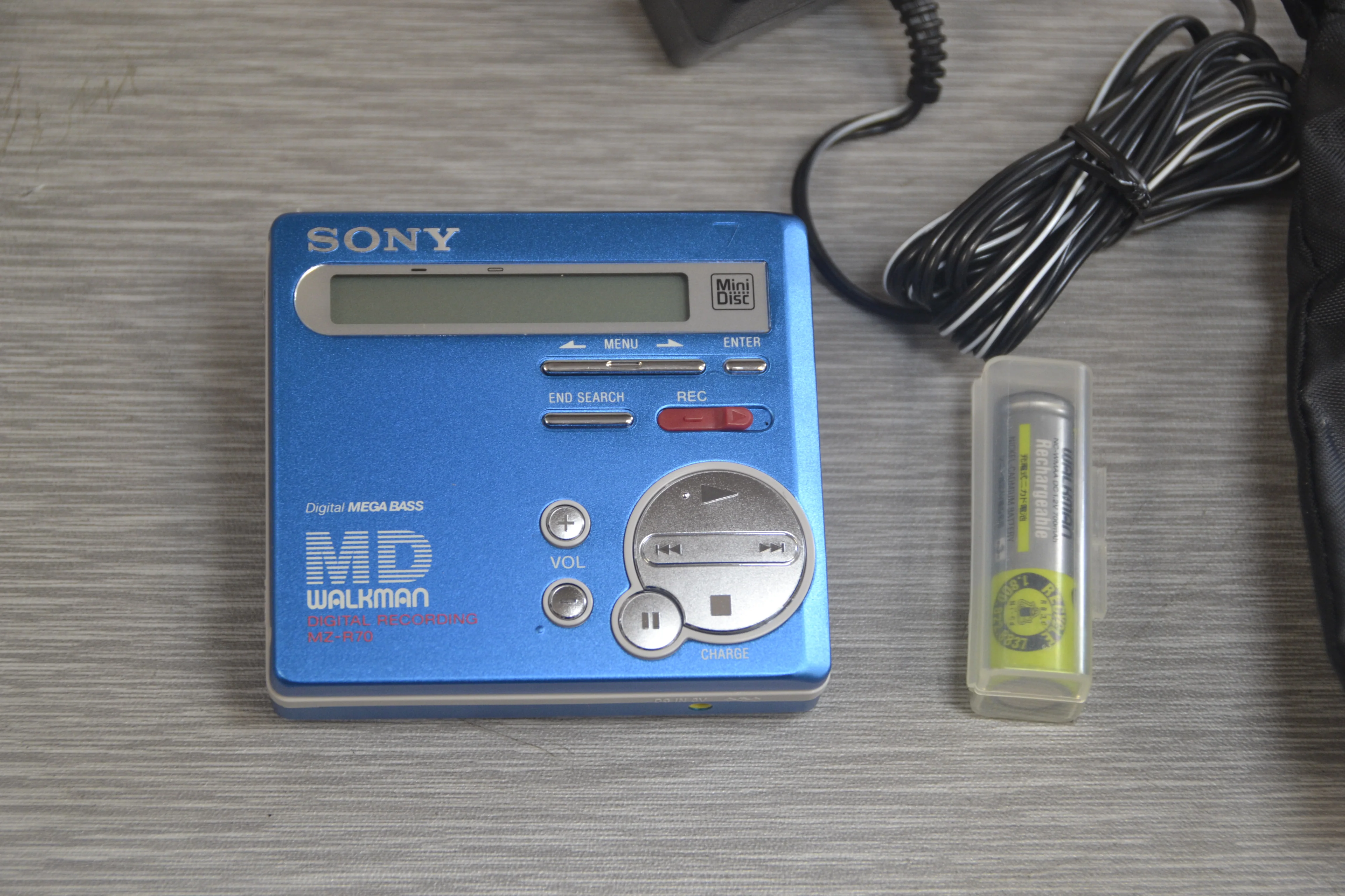 Sony MZ-R70 Portable Minidisc Player * Box and All Accessories - Image 7