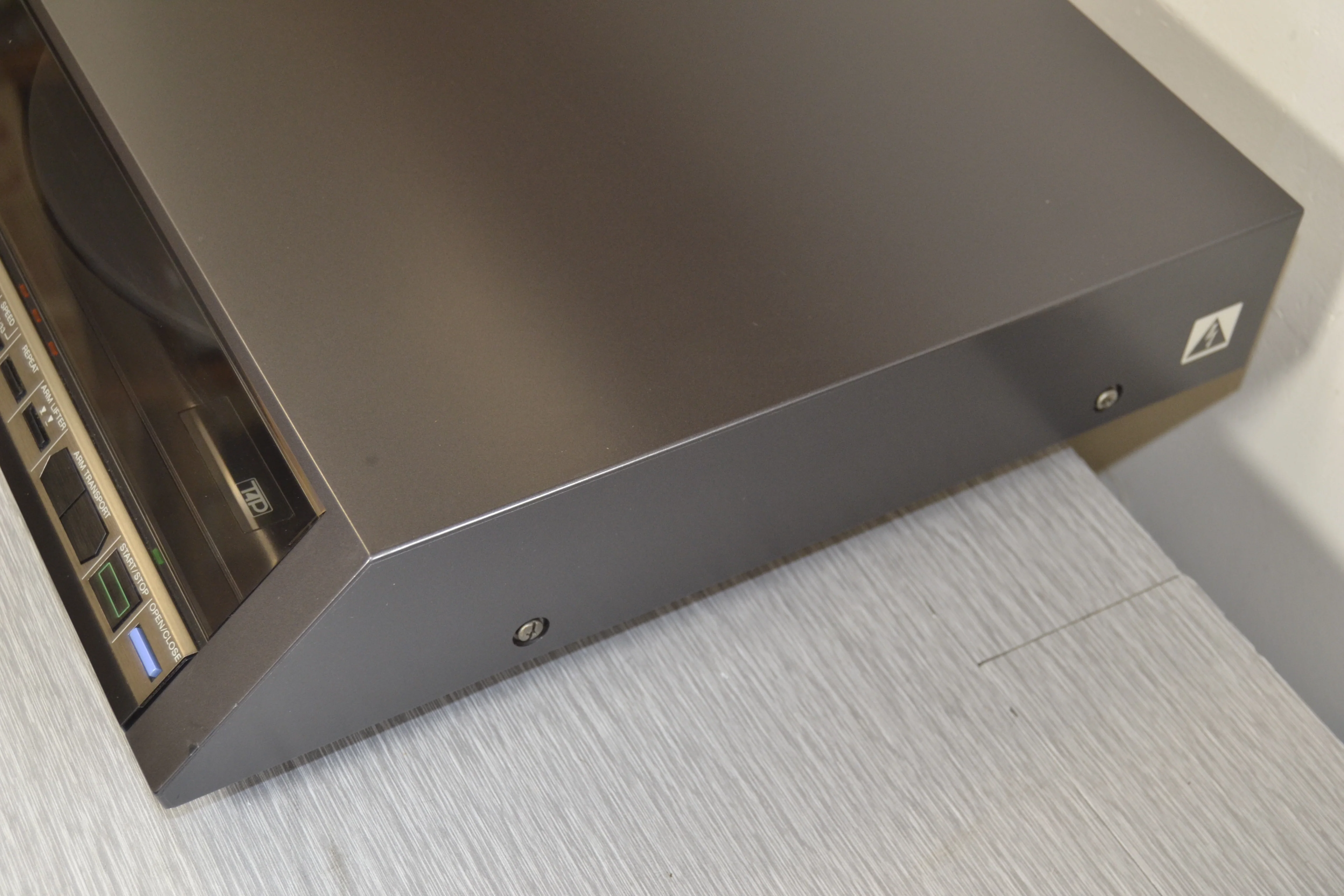 Sony PS-FL7FII Direct Drive Linear Tracking Turntable - Image 11