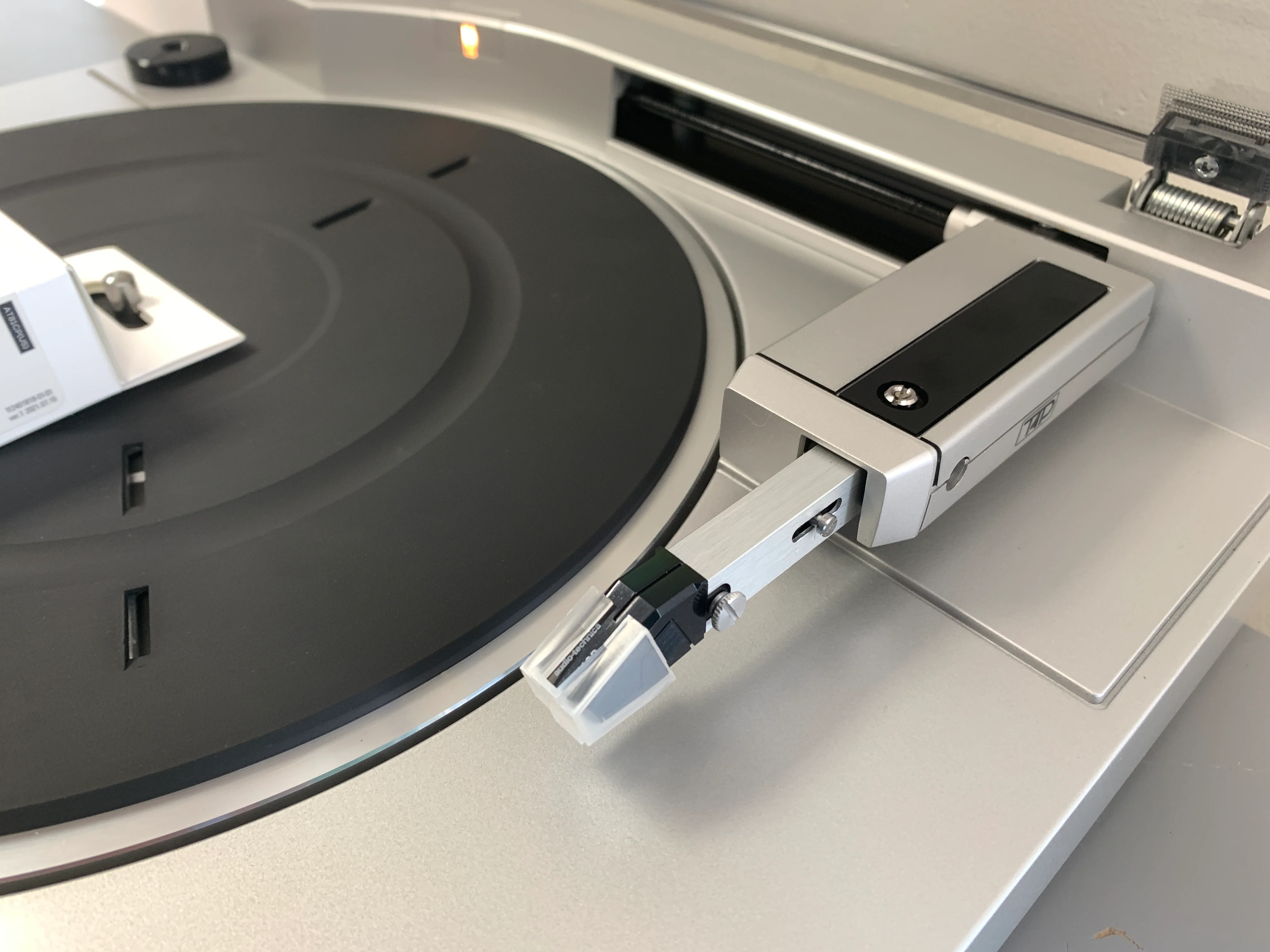 Sony PS-LX500 Direct Drive Turntable * Linear Tracking * NEW AT81CP Cartridge - Image 7