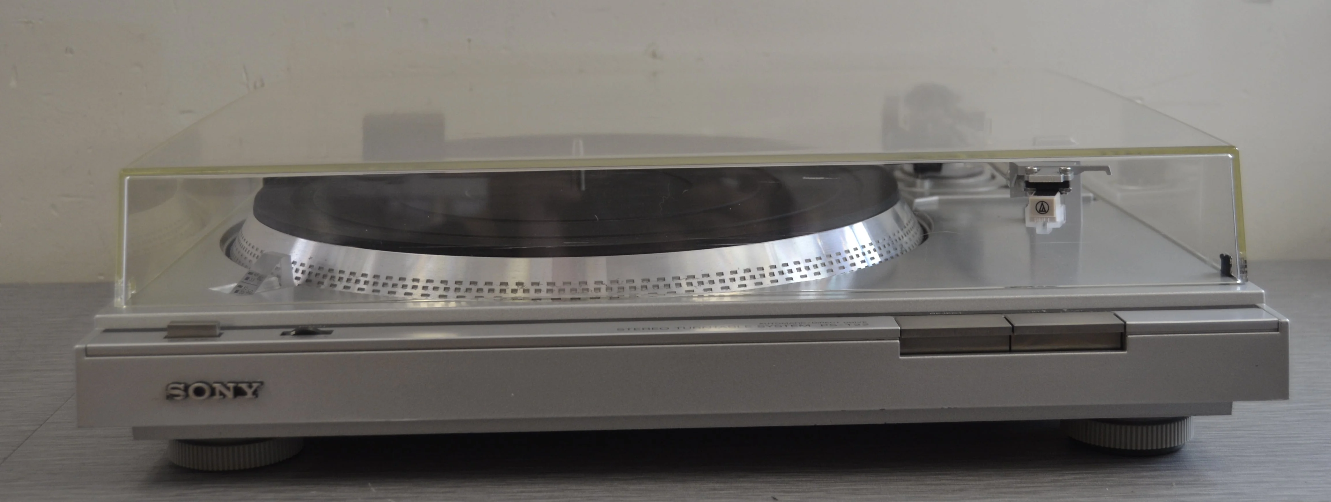 Sony PS-T22 Semi-Automatic Direct-Drive Turntable * NEW Audio Technica Cartridge