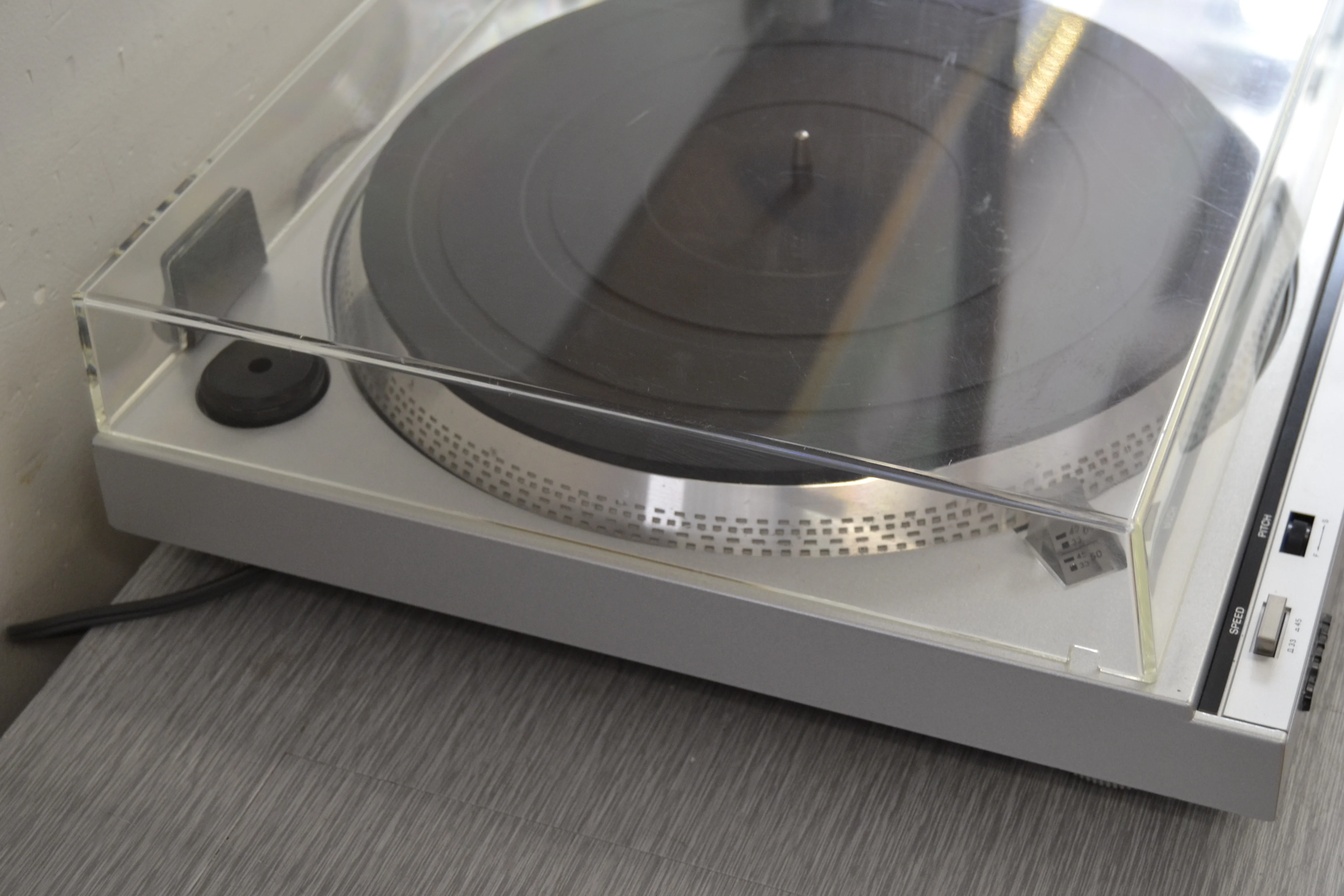 Sony PS-T22 Semi-Automatic Direct-Drive Turntable * NEW Audio Technica Cartridge - Image 4