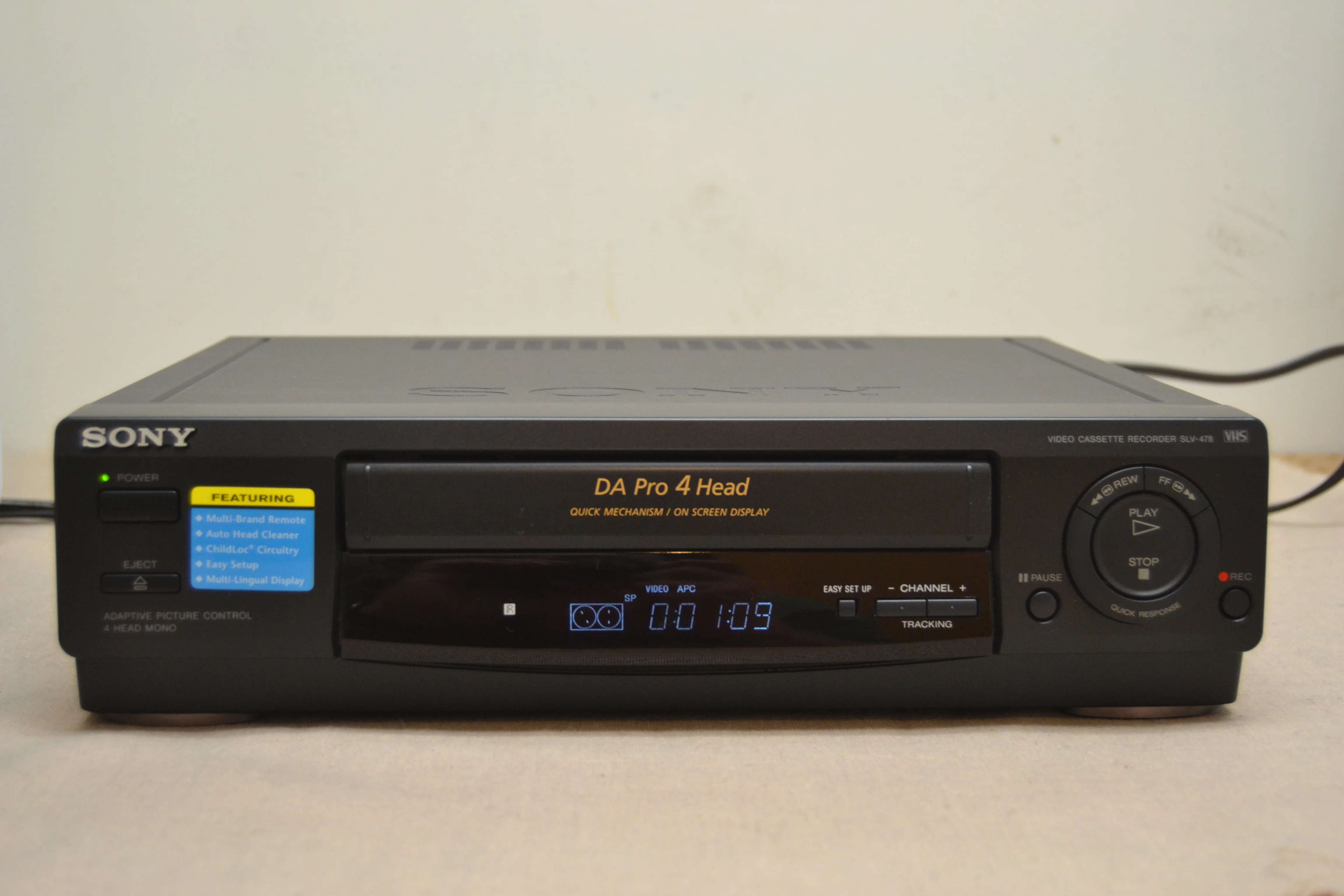 Sony SLV-478 VHS Video Cassette Recorder * Remote Control