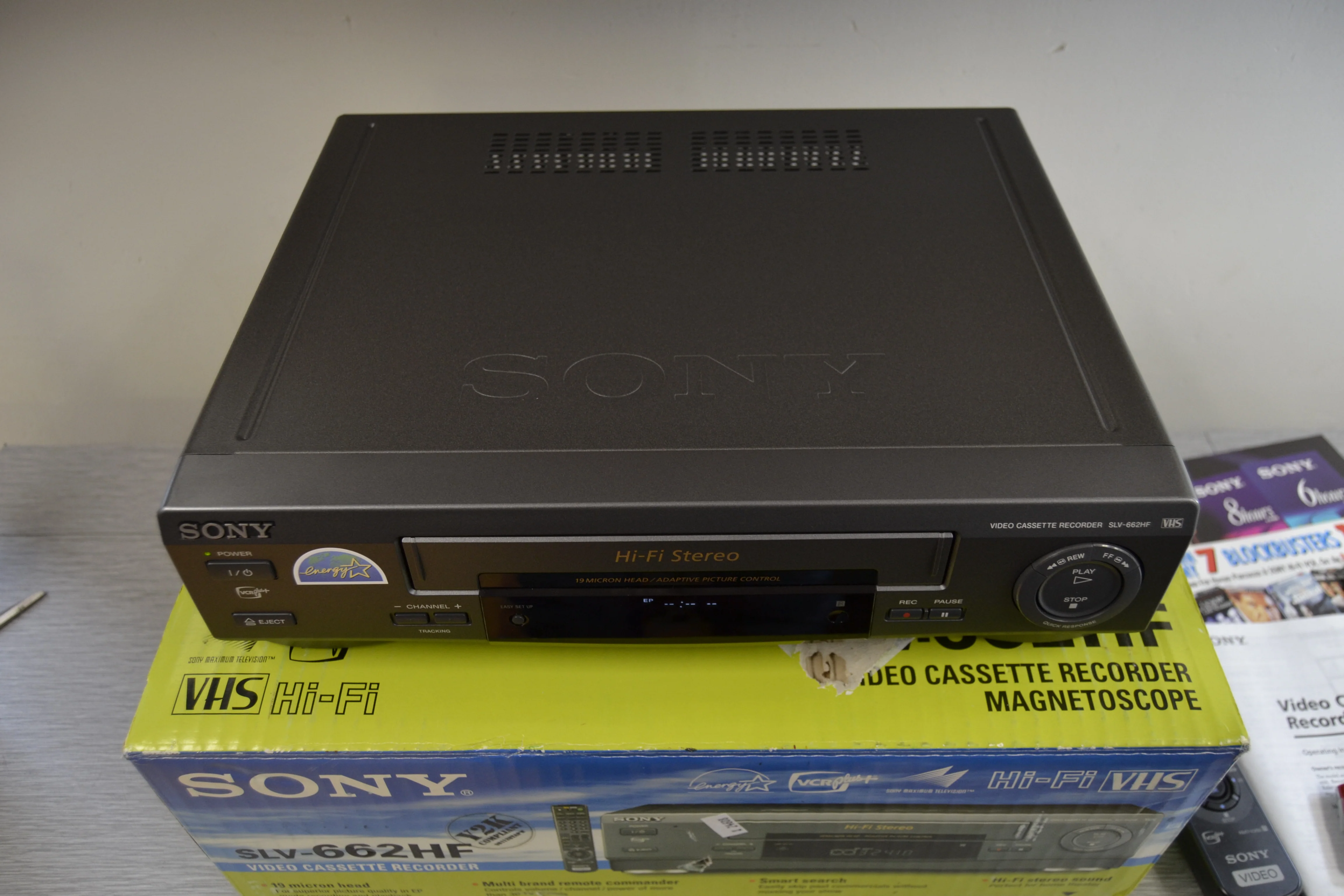Sony SLV-662HF Video Cassette Recorder Hi-Fi VHS - New Open Box - Image 6