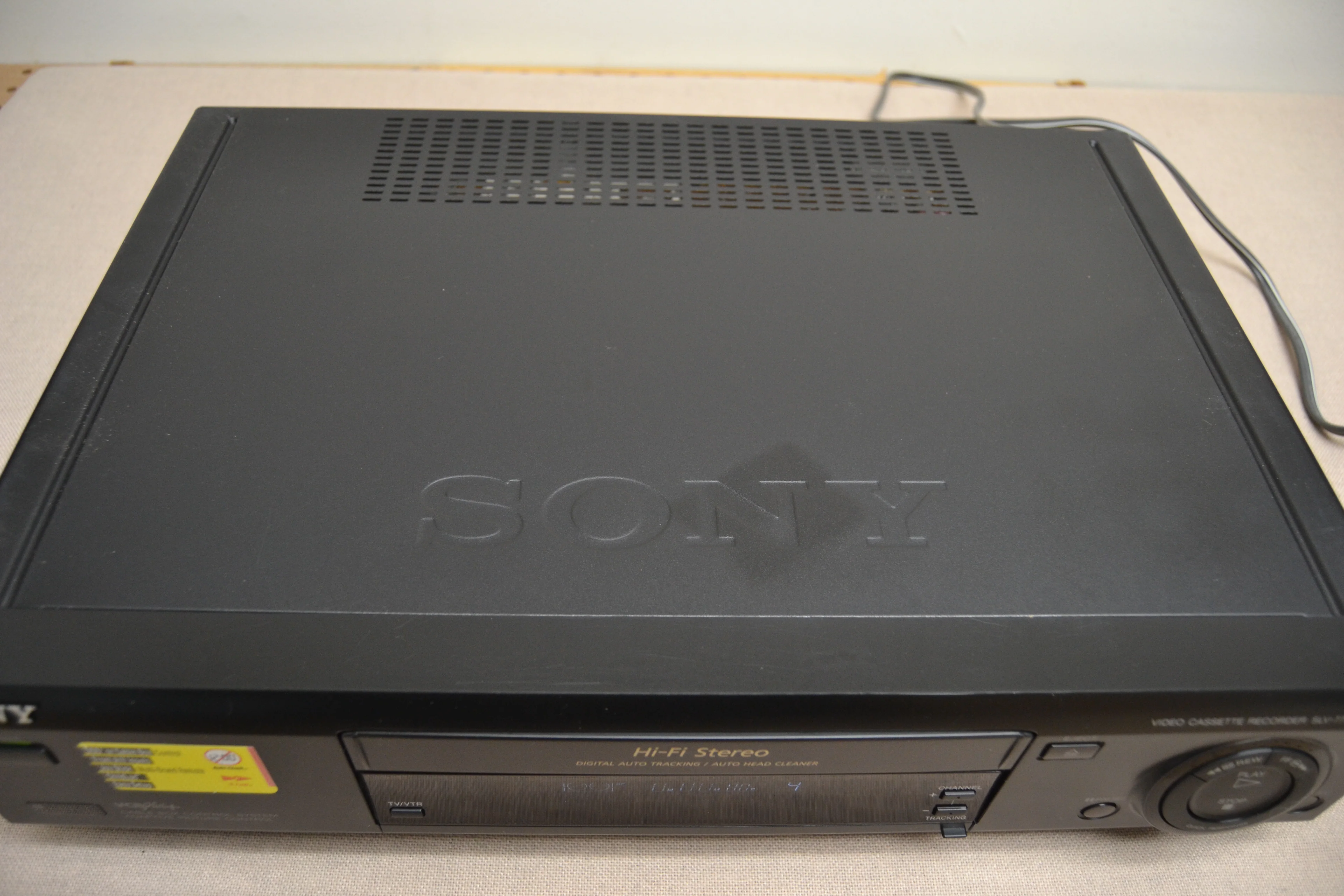 Sony SLV-775HF Video Cassette Recorder - Image 6