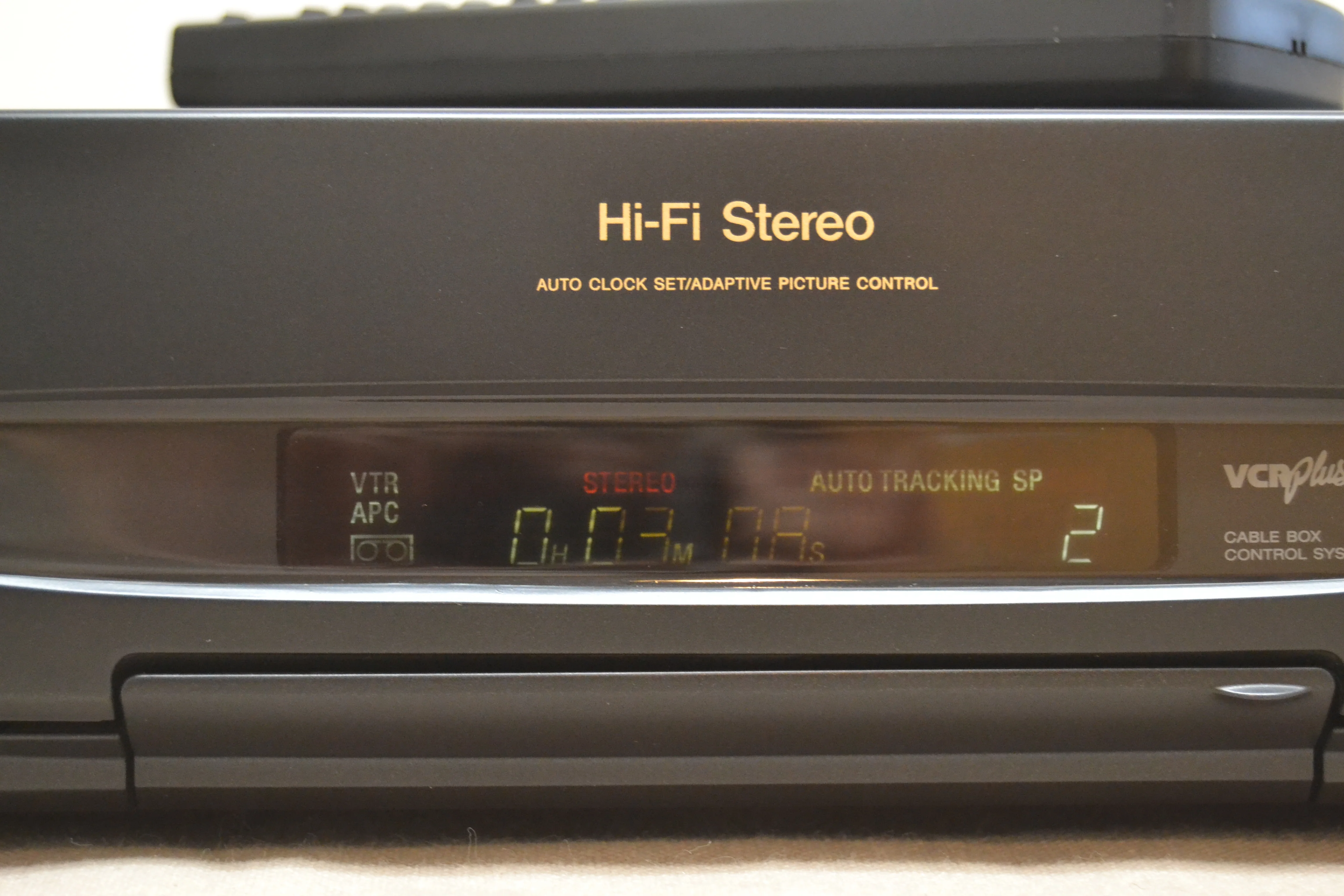 Sony SLV-780HF Hi-Fi Stereo VHS Video Cassette Recorder * Remote - Image 4