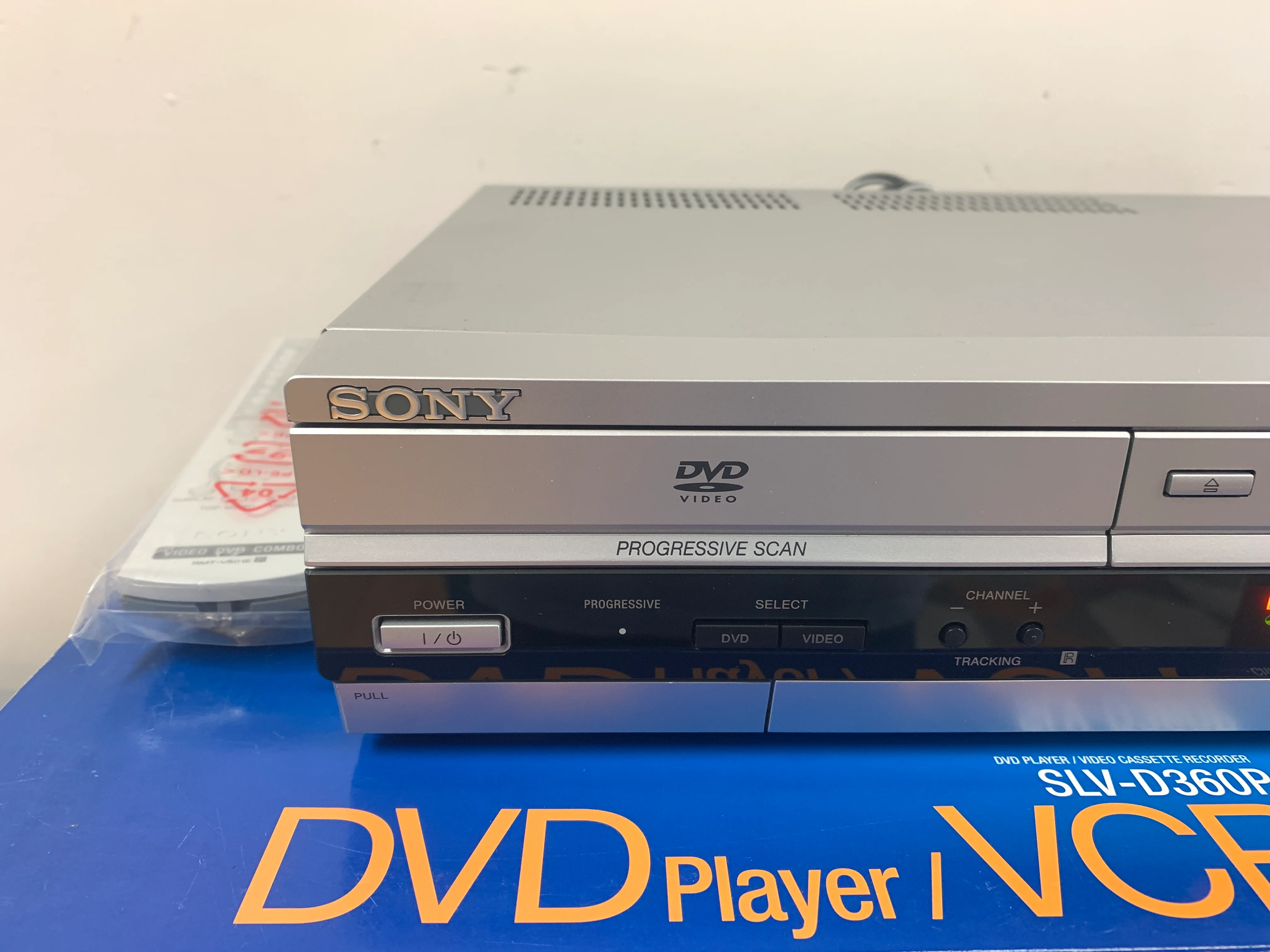 Sony SLV-D360P DVD/VHS Combo * Remote * Box - Image 3