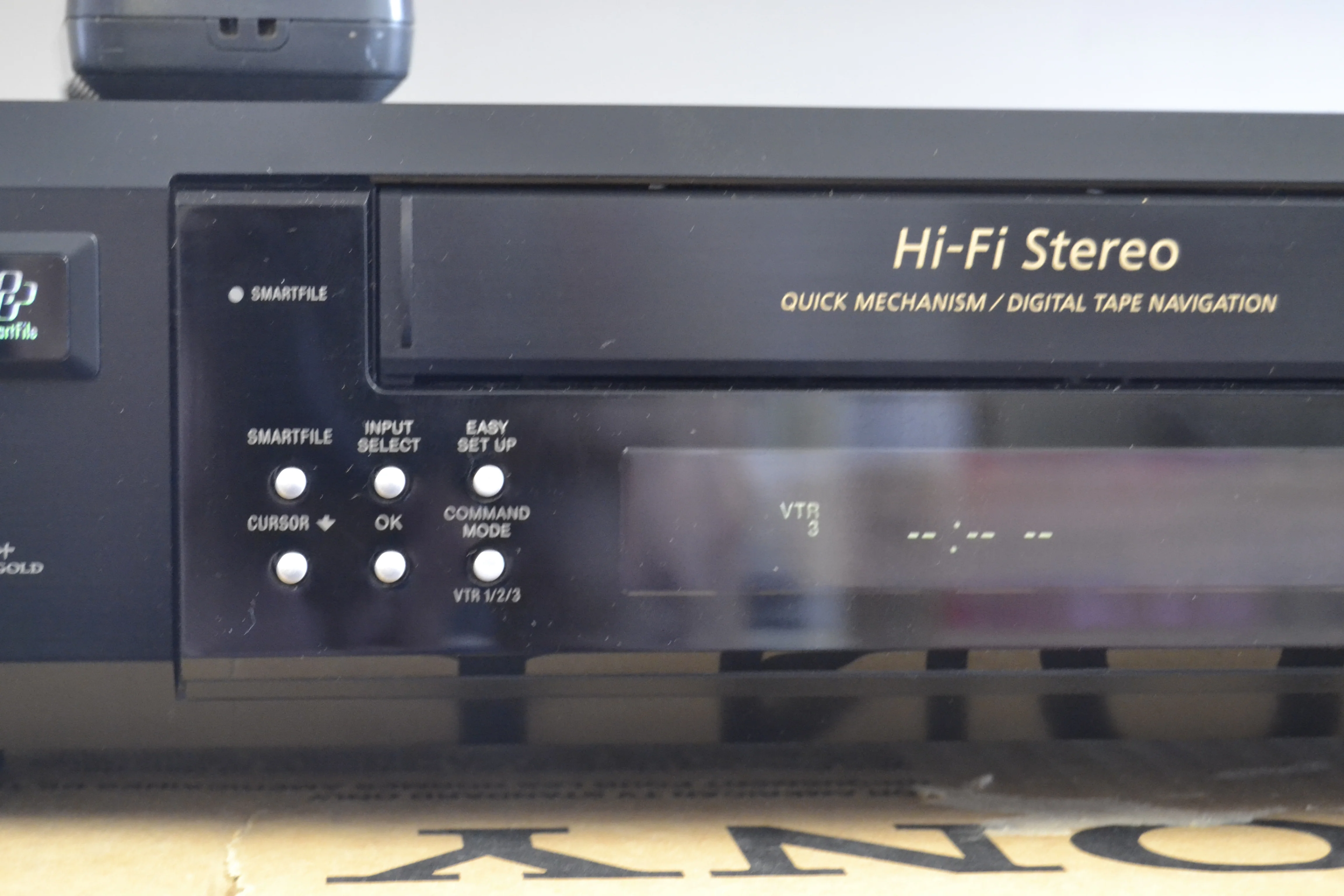 Sony SLV-M10HF Video Cassette Recorder * New Open Box * Remote * Manual * Accessories - Image 4