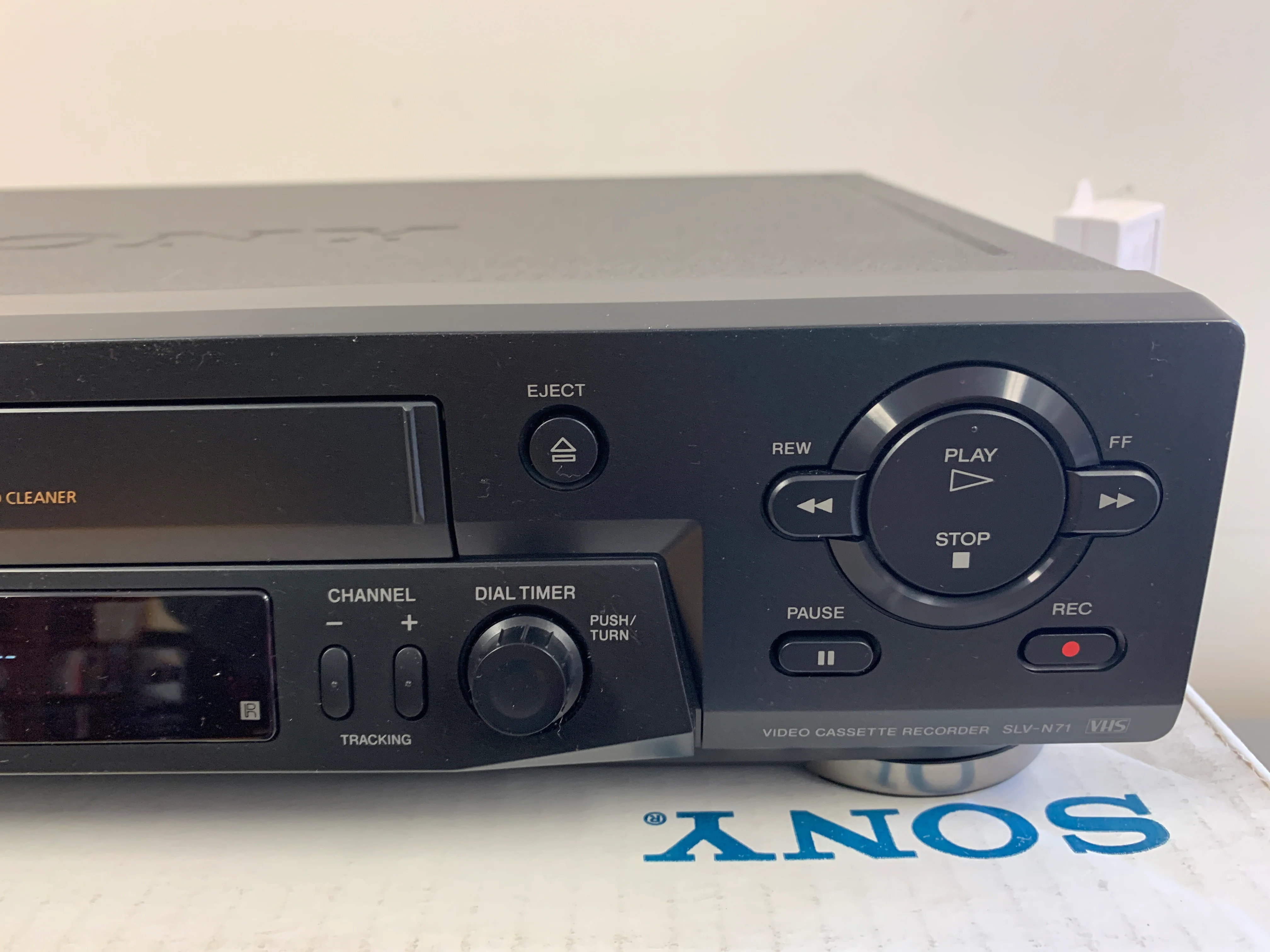 Sony SLV-N71 Video cassette Recorder * Box * Manual * remote * cables - Image 5