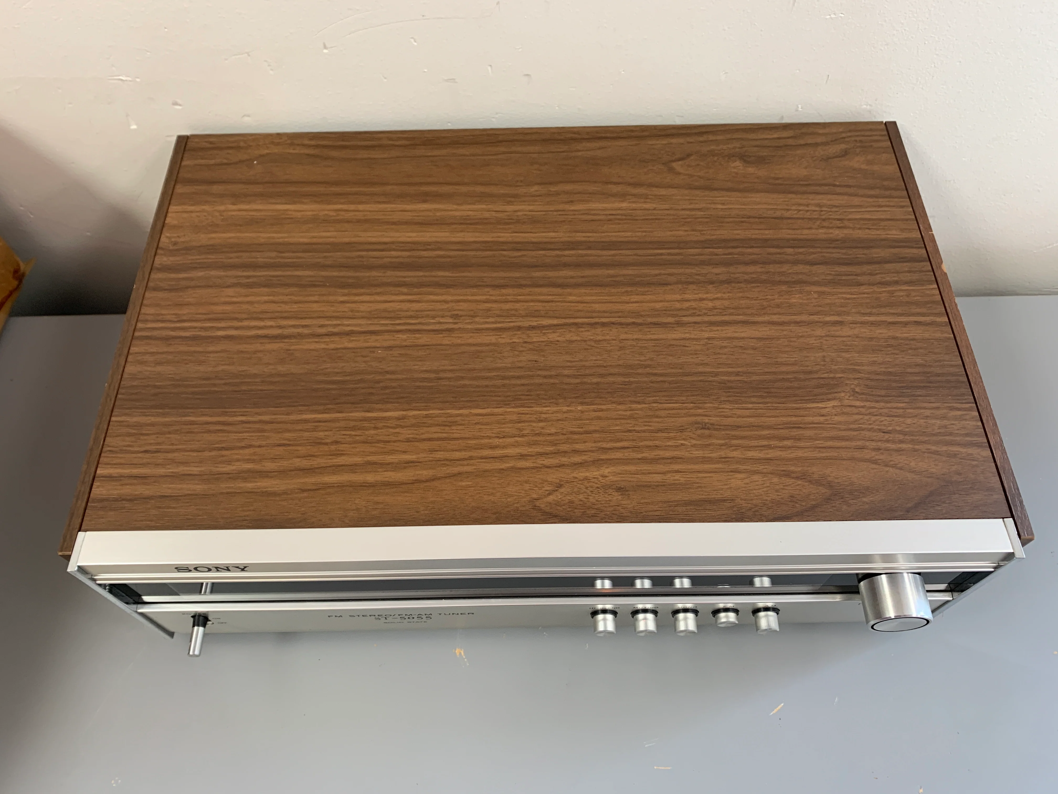 Sony ST-5055 Stereo Tuner - Image 5