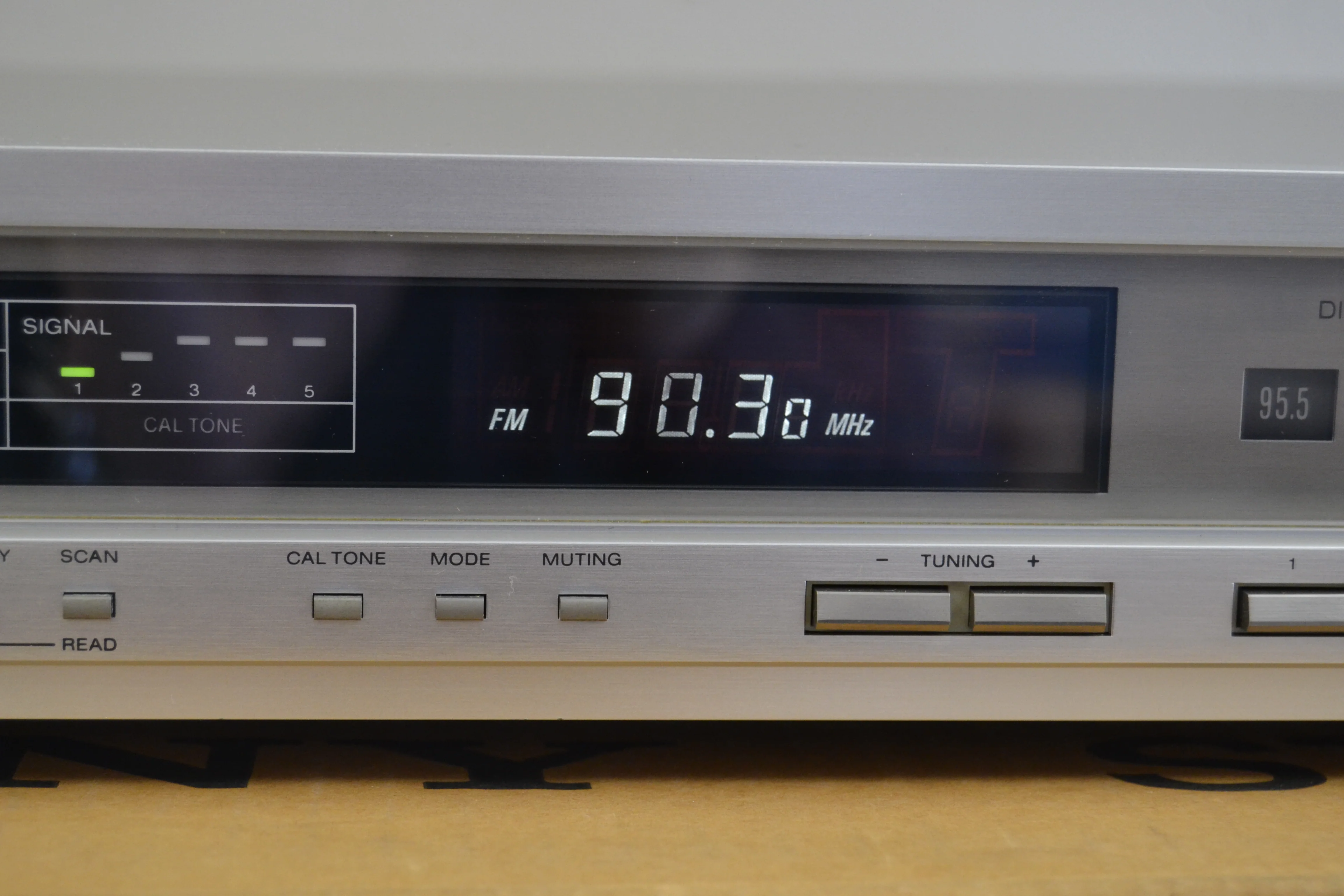 Sony ST-J75 Stereo Tuner * Box * Manual - Image 5