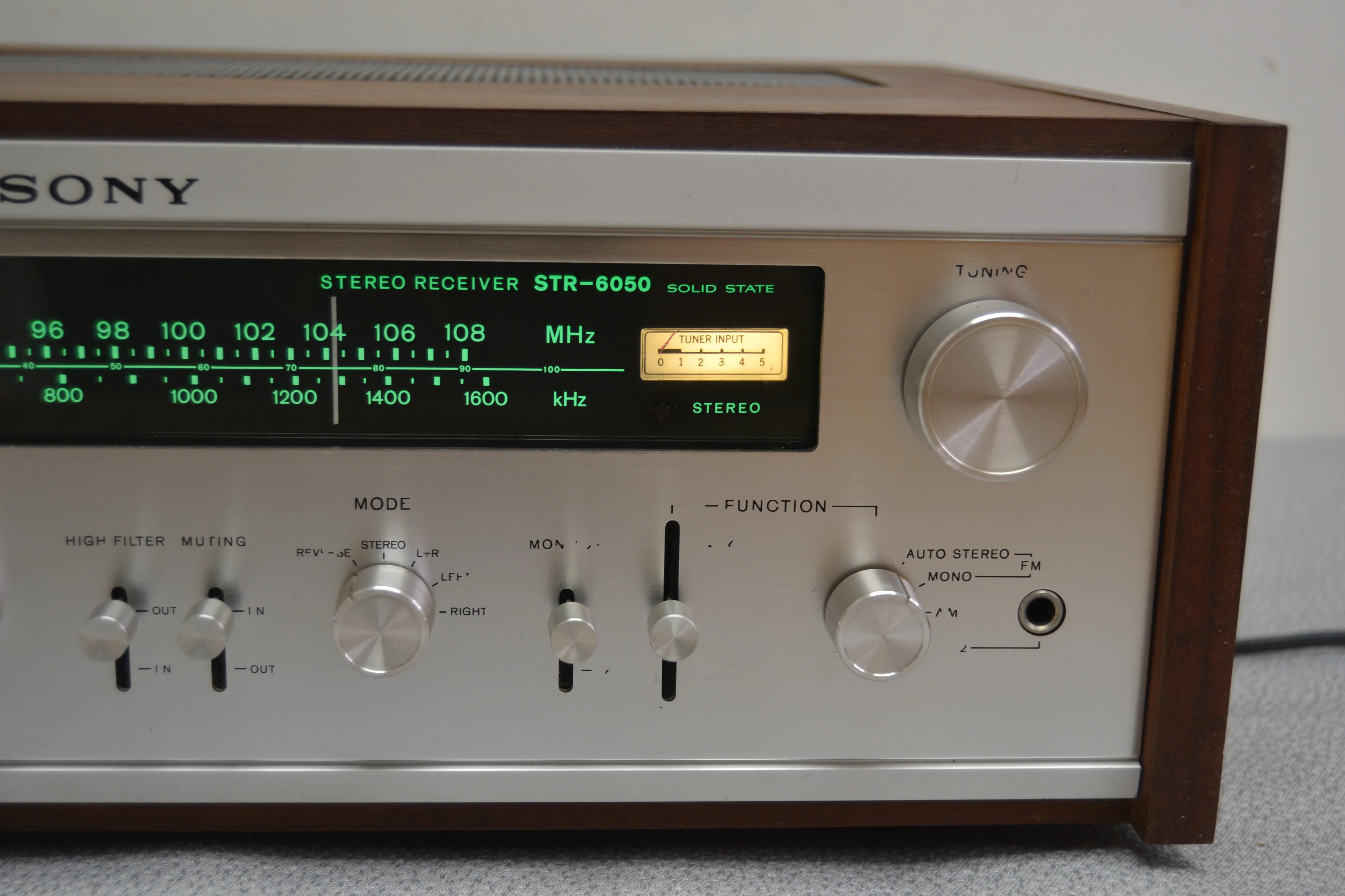 Sony STR-6050 AM/FM Stereo Receiver (1969) * 30W RMS * Fair Faceplate - Image 4