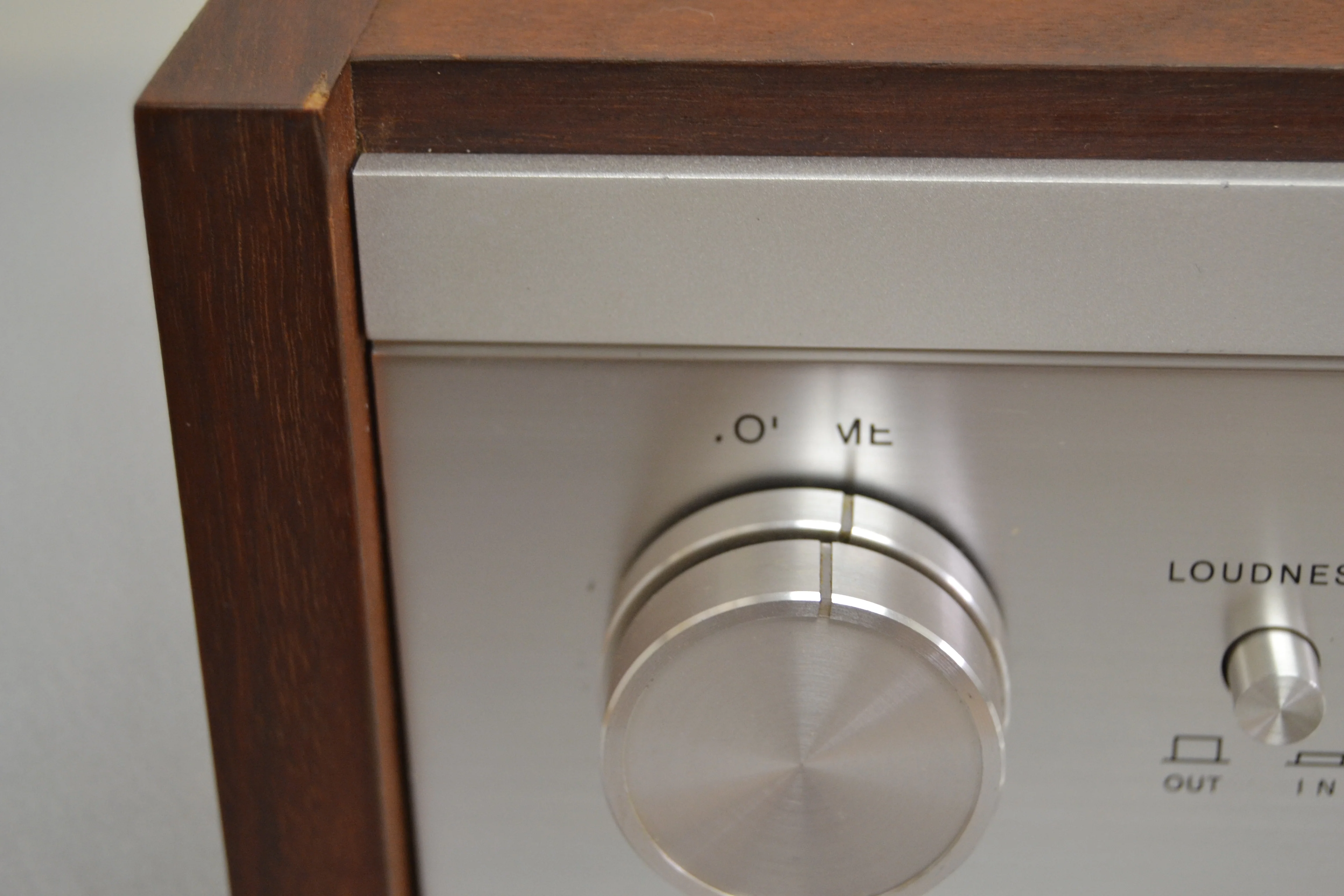 Sony STR-6050 AM/FM Stereo Receiver (1969) * 30W RMS * Fair Faceplate - Image 5