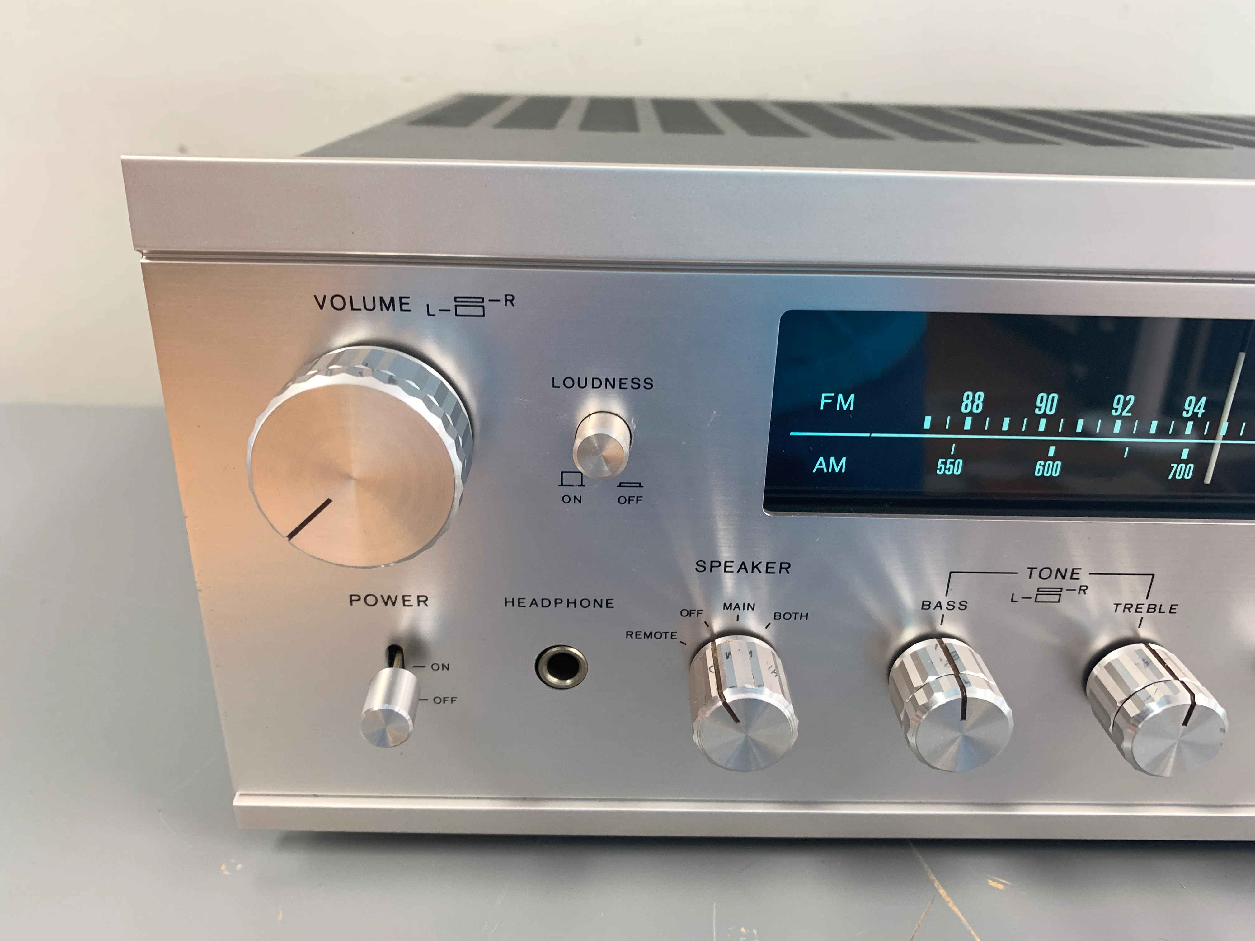 Sony STR-6055 Stereo Receiver * 1971 * 40W RMS * LED Upgrade * $100 Flat Ship CONUS Only - Image 2