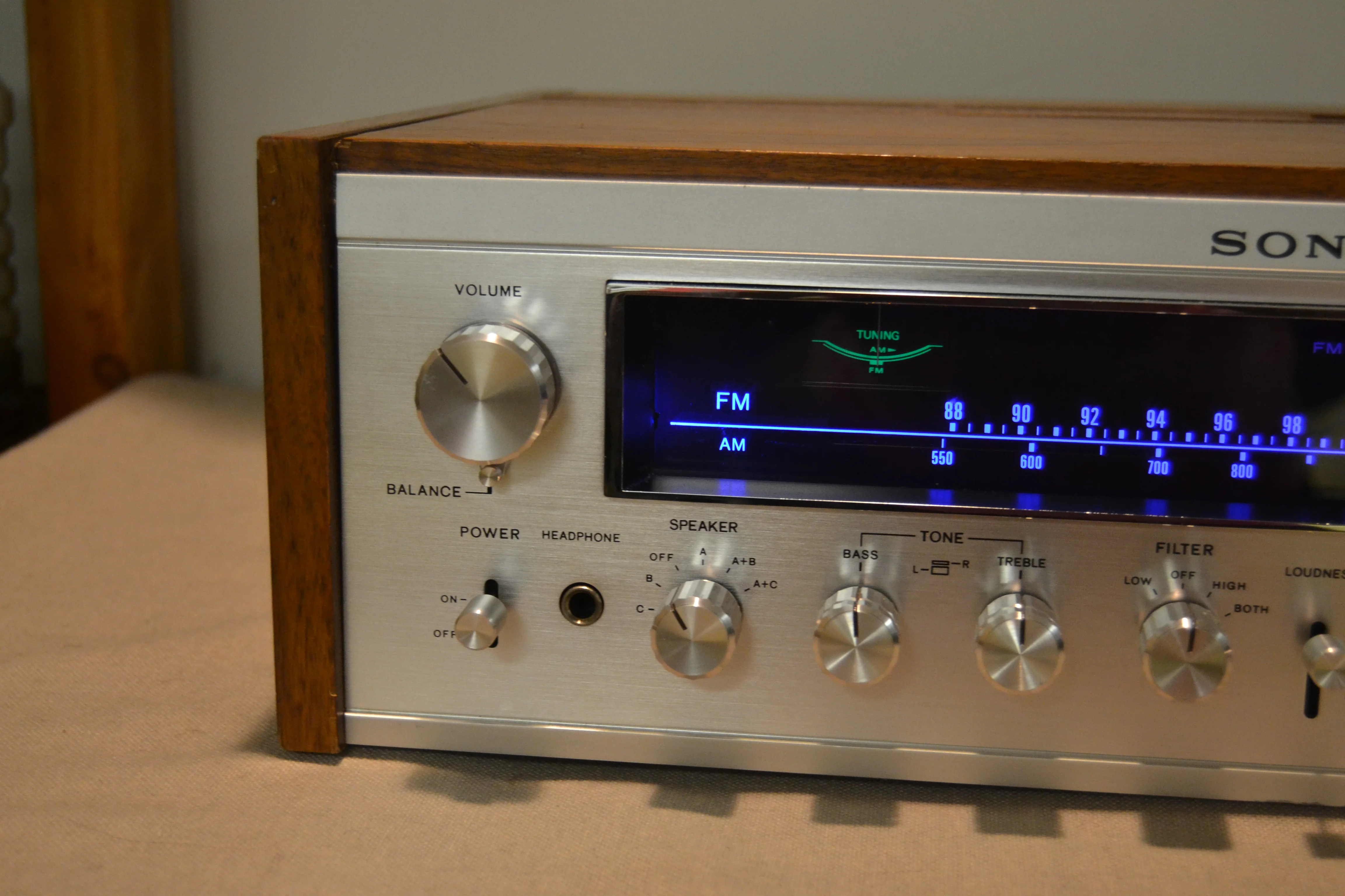Sony STR-7055A Stereo receiver * 35W RMS * 1976 - Image 2