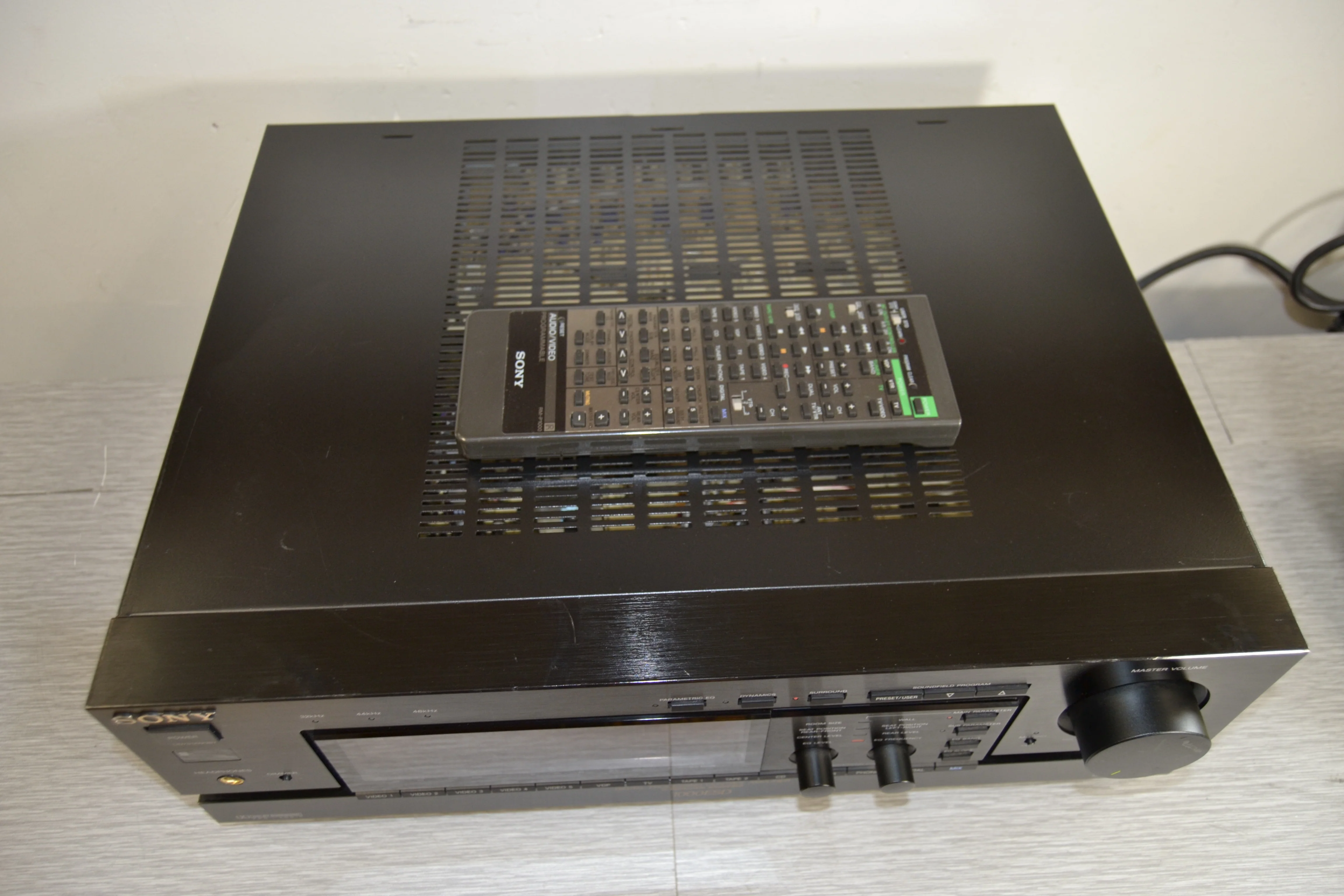 Sony TA-E1000ESD Stereo Preamplifier * Remote Control - Image 8