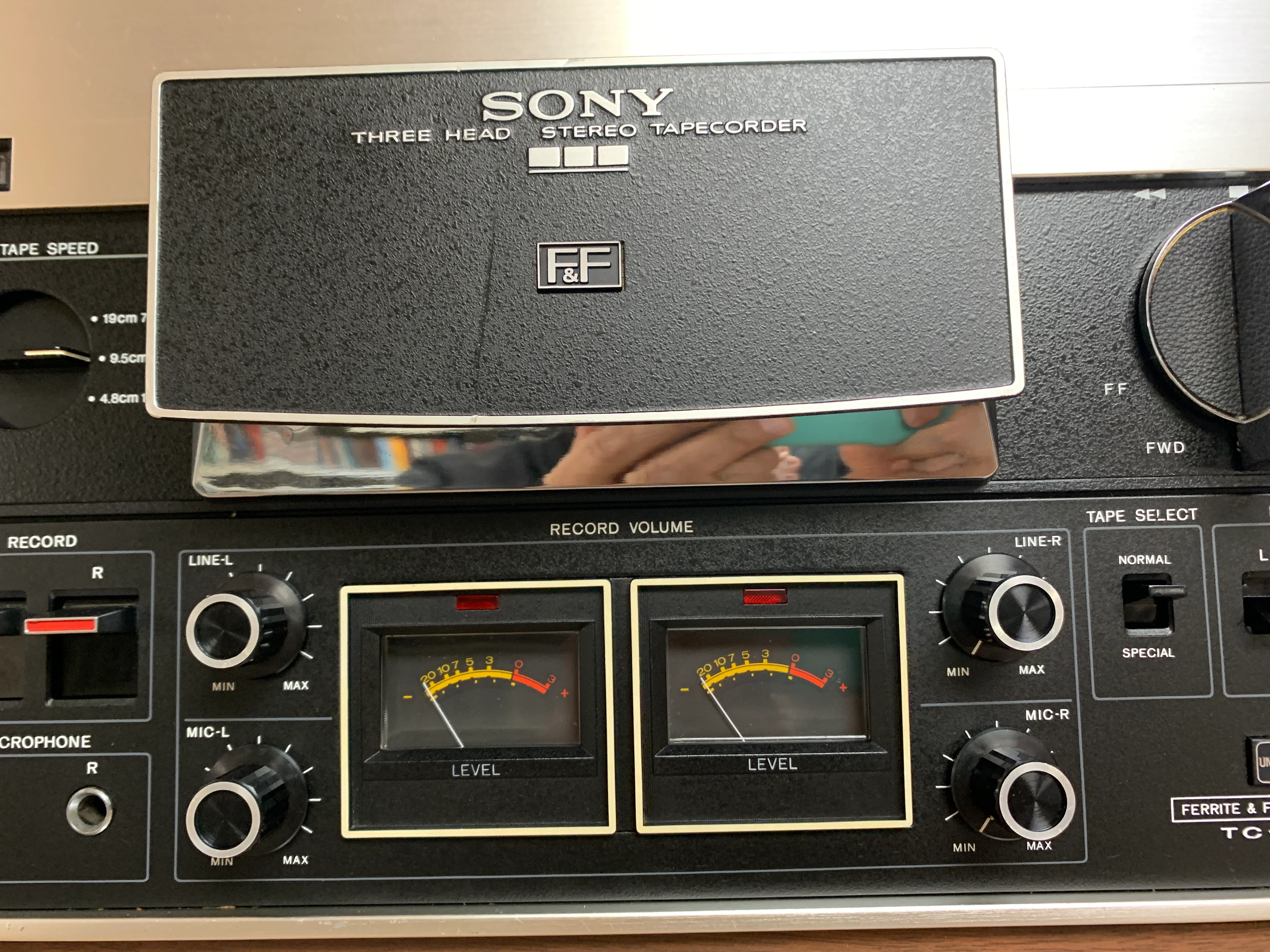 Sony TC-377 Reel to Reel Recorder - Image 4