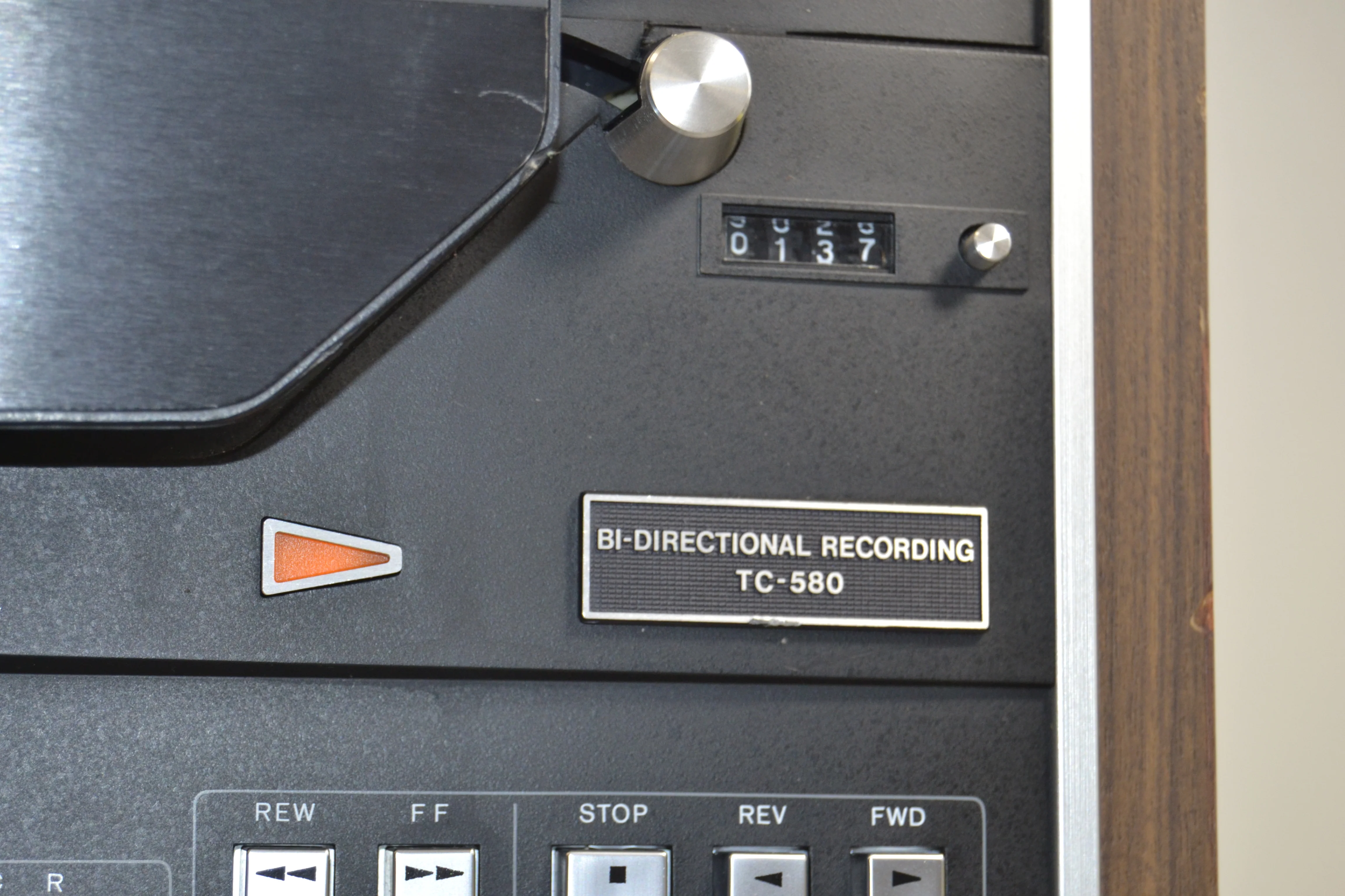 Sony TC-580 Reel to Reel Recorder - Image 9