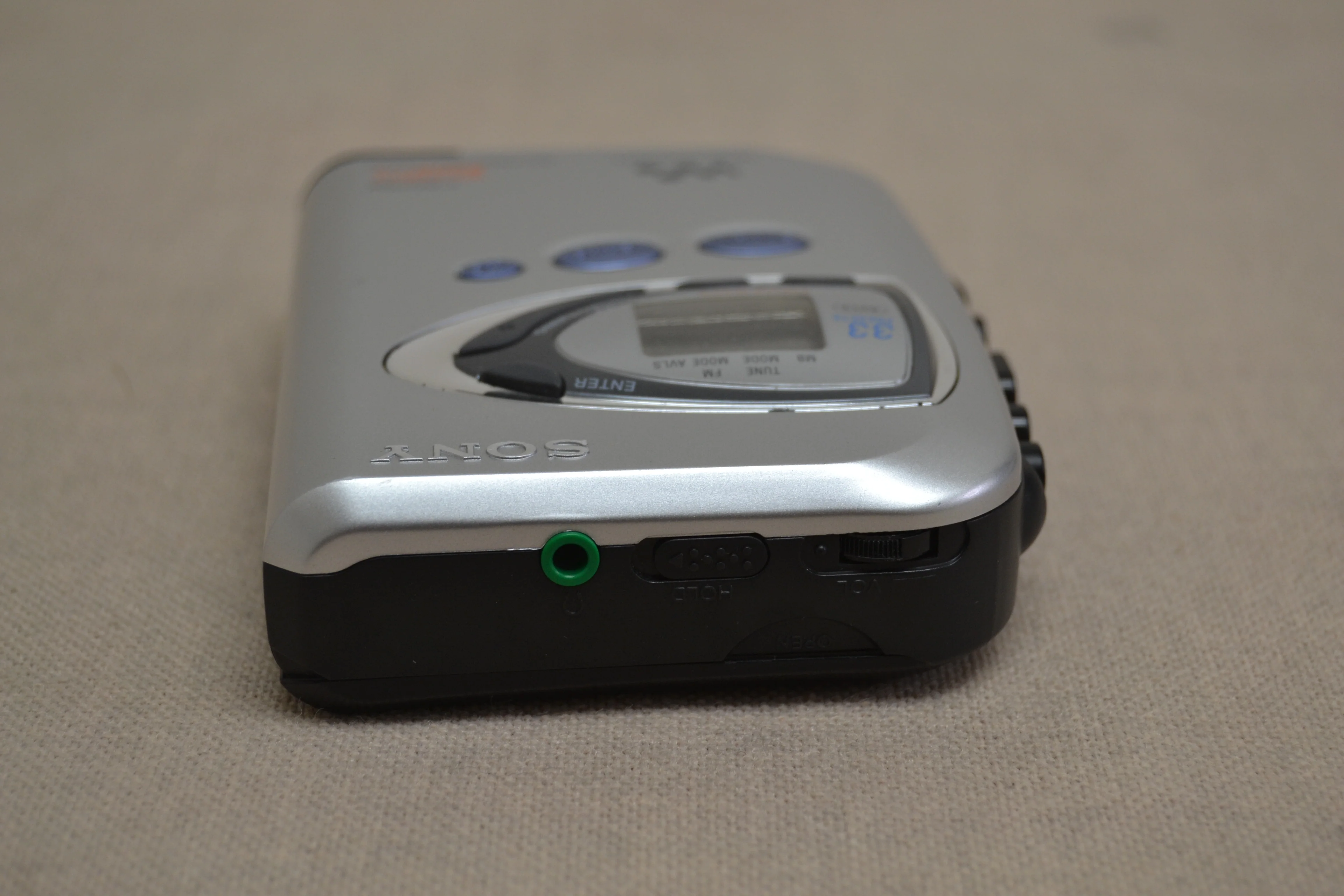 Sony Walkman WM-FX290W * Fully Serviced * New Belts - Image 3