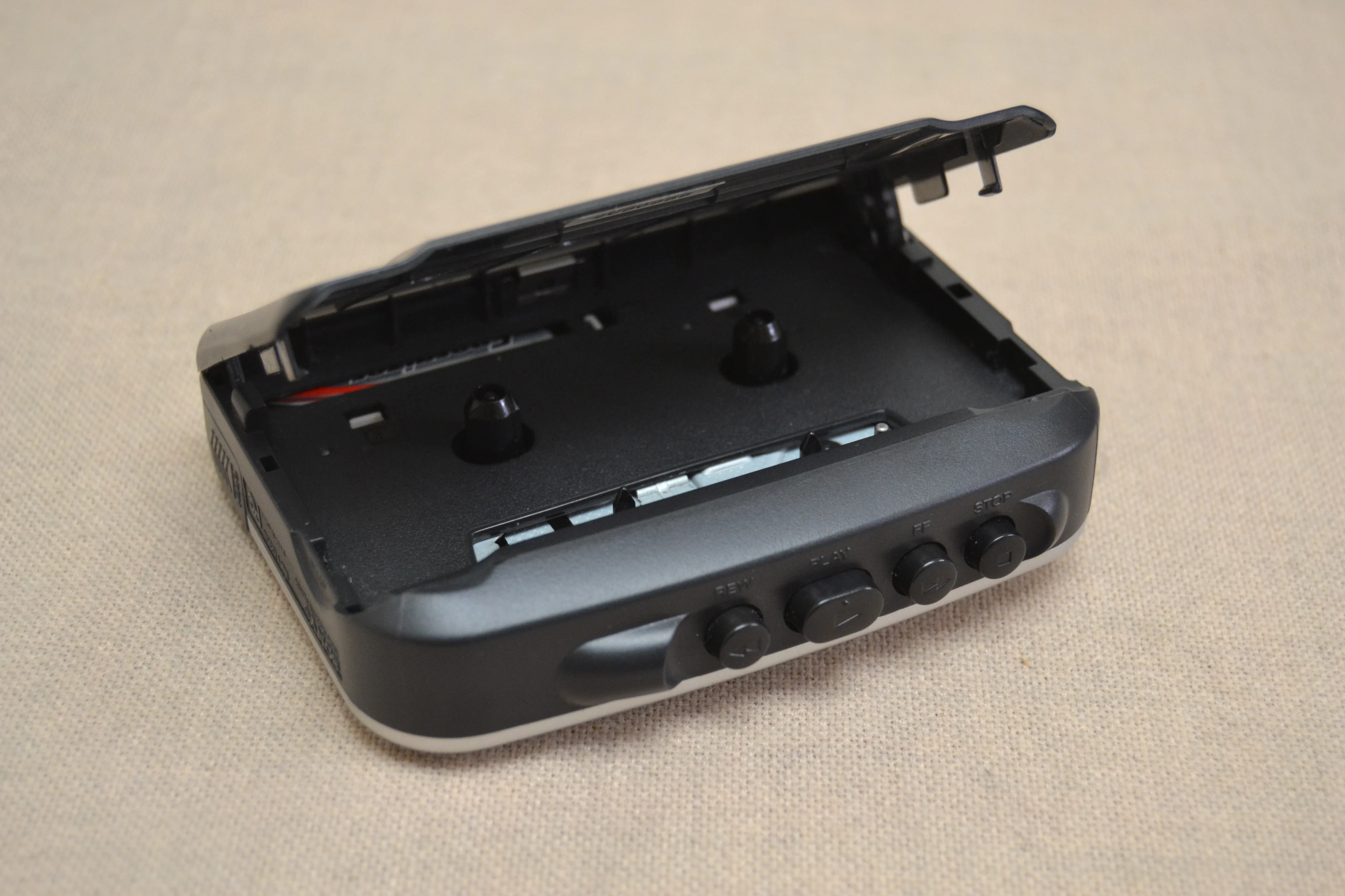 Sony Walkman WM-FX290W * Fully Serviced * New Belts - Image 7
