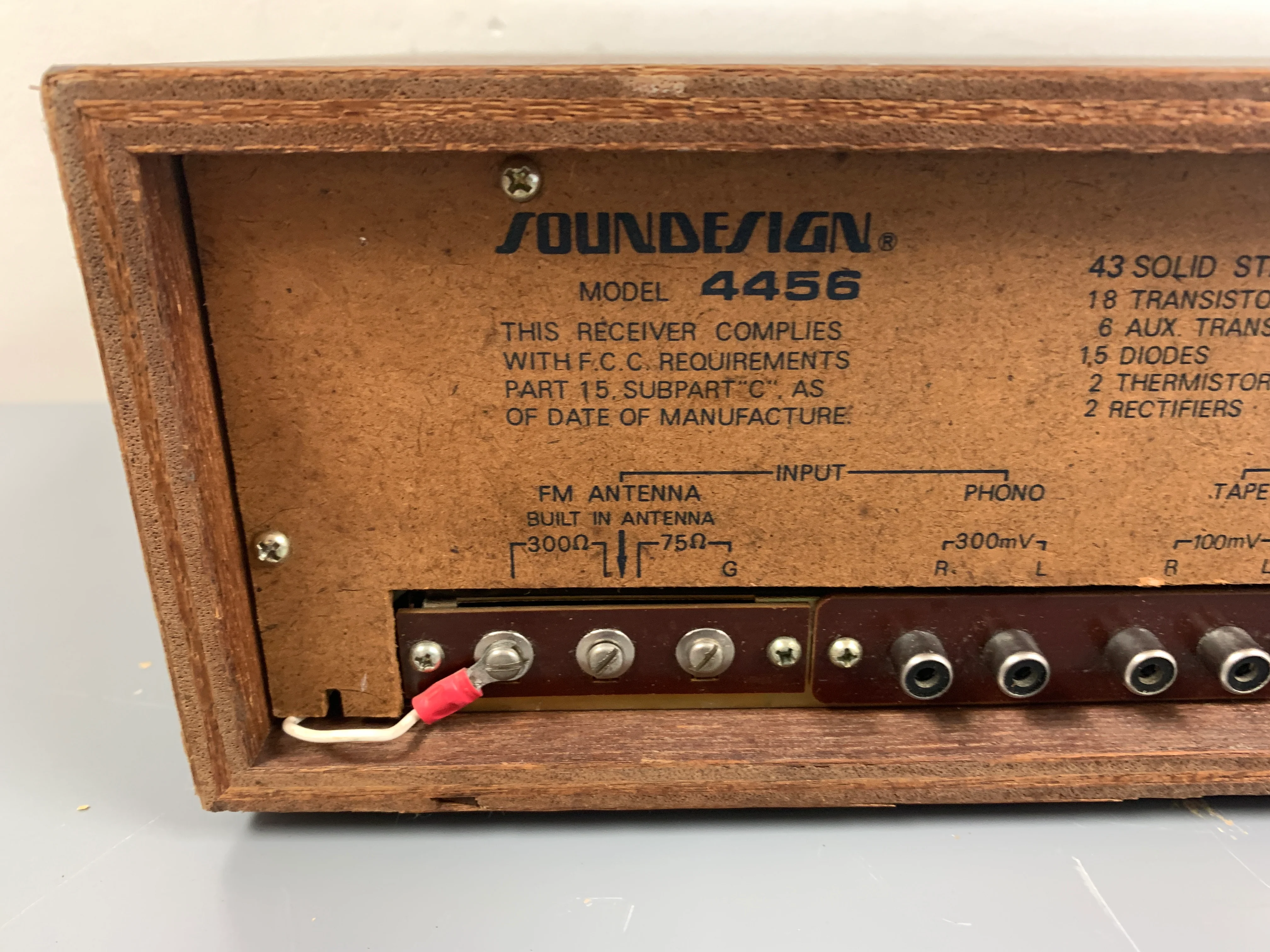 Soundesign 4456B Stereo Receiver 8-Track Player - Image 13