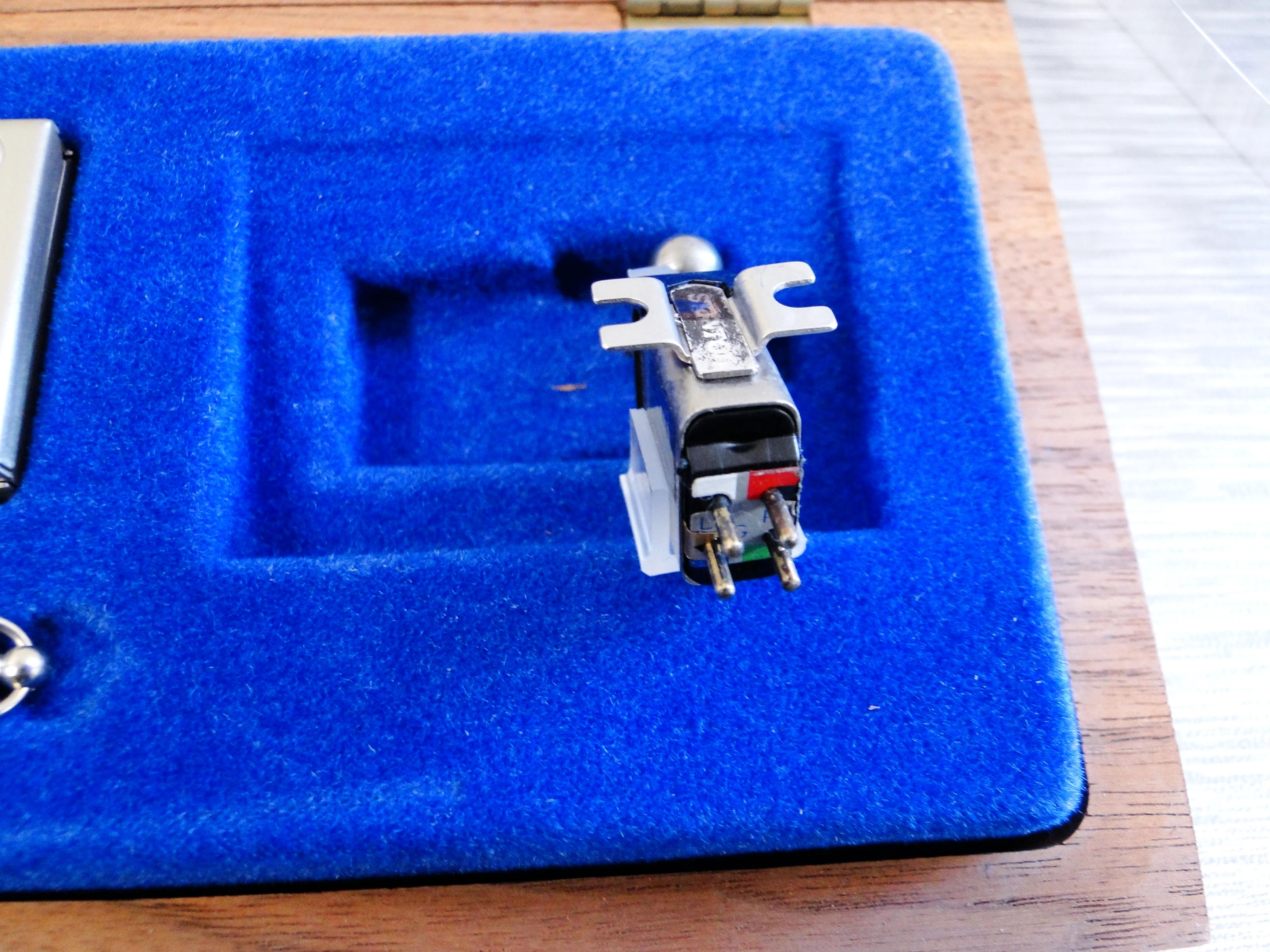 STANTON 681EEE CARTRIDGE AND GENUINE STANTON D6800EEE STYLUS IN SOLID WOOD CASE - Image 6