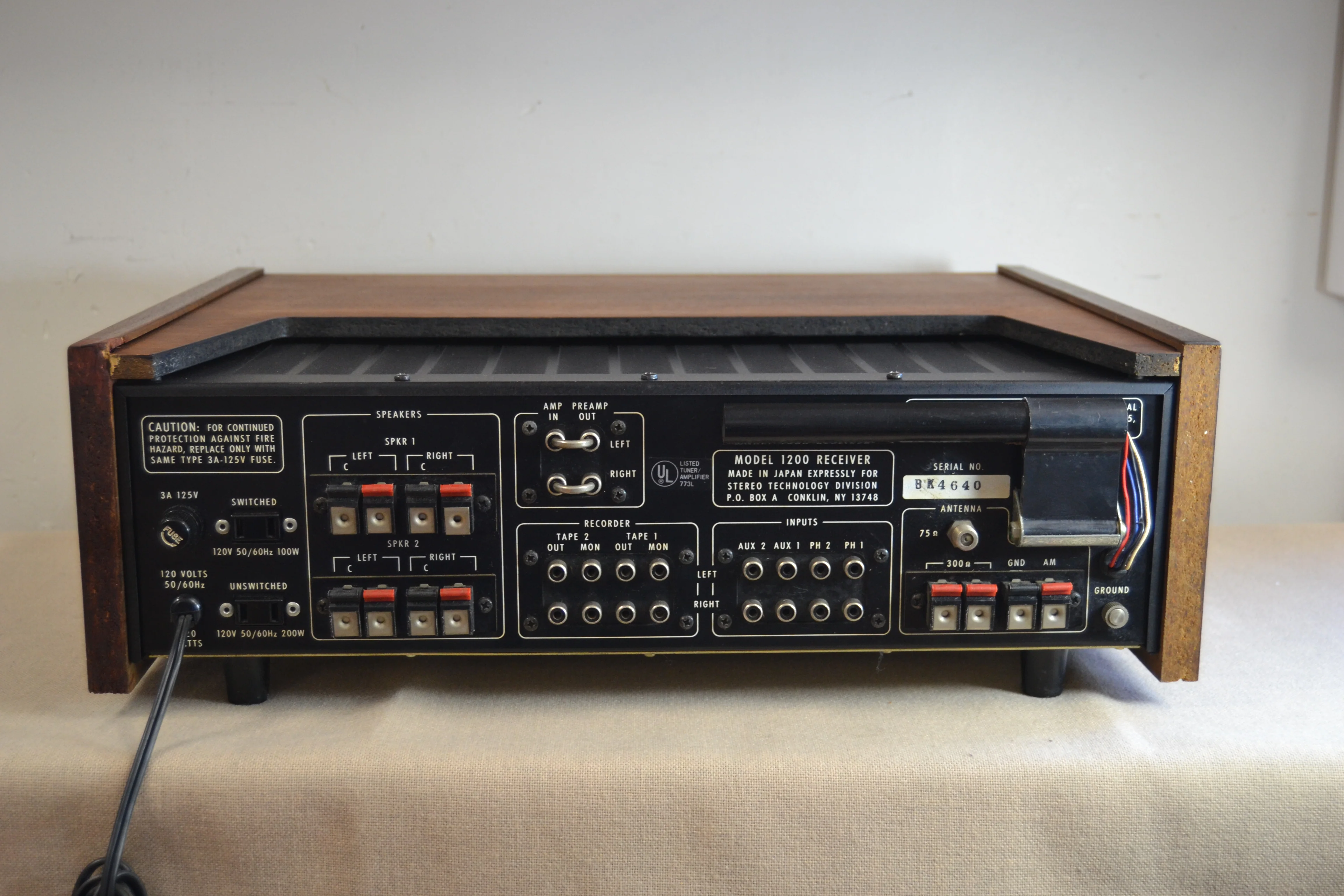 Stereotech by McIntosh Model 1200 Stereo Receiver * 50W RMS * 1973 - Image 9