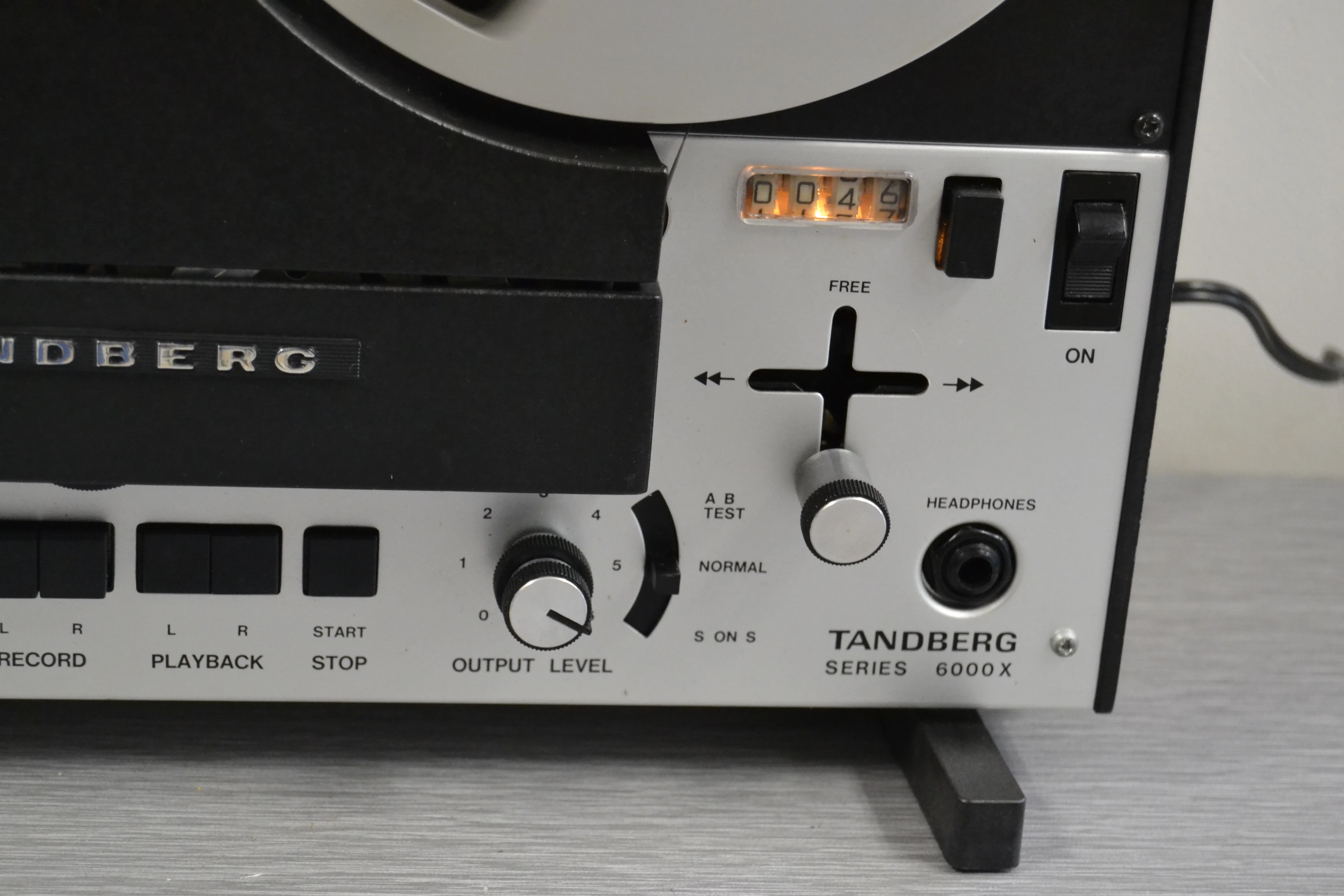 Tandberg 6000X Reel to Reel 7 Inch - Image 4