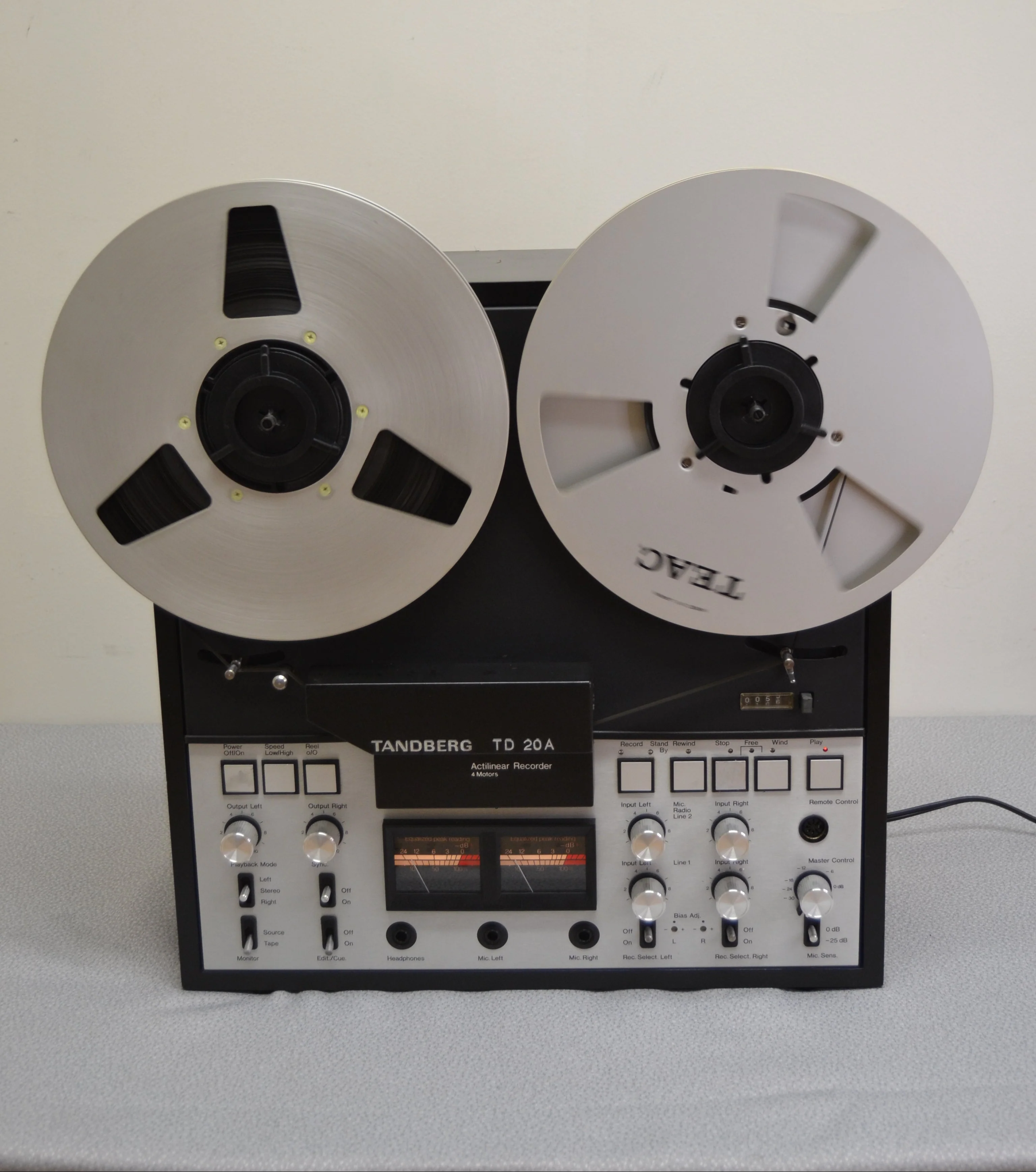 Tandberg TD 20A  4 Motor Reel to Reel Tape Recorder (1977-94) * Fully Serviced *