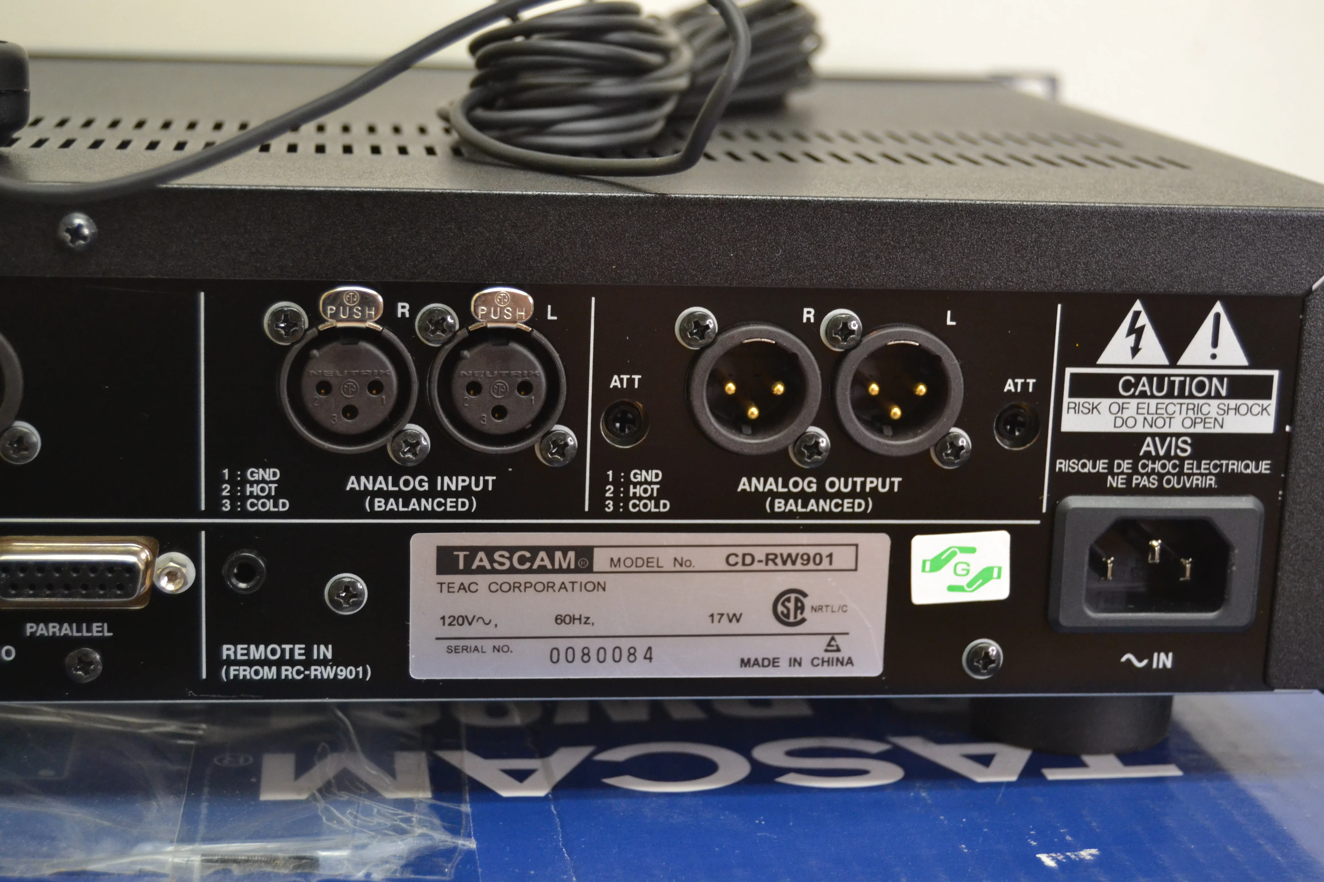Tascam CD-RW901 CD Recorder/Player * Wired Remote * Box * Printed Manual - Image 14