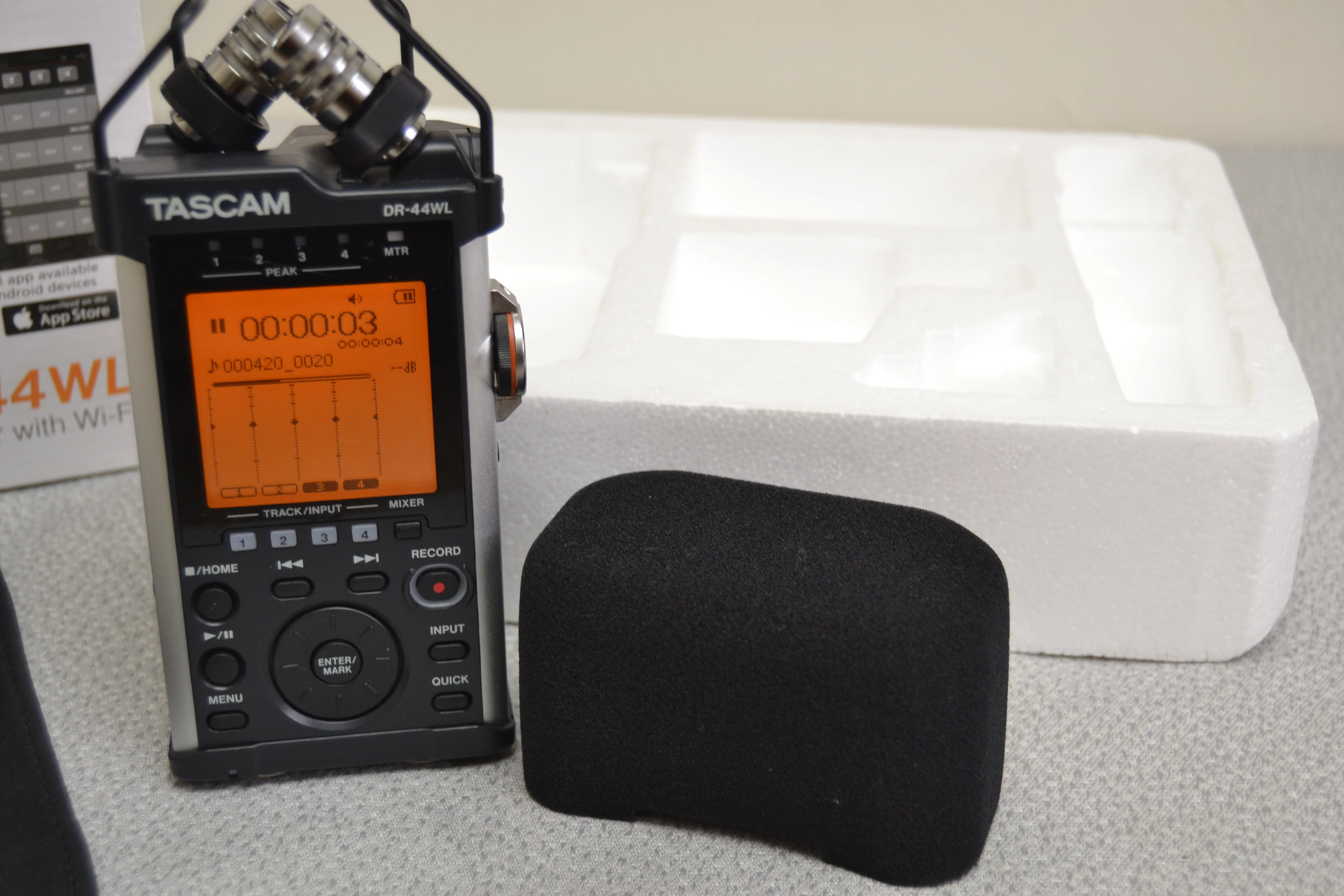 Tascam DR-44WL Portable Handheld Recorder with Wi-Fi * Box * No other accessories, see photo only * - Image 5