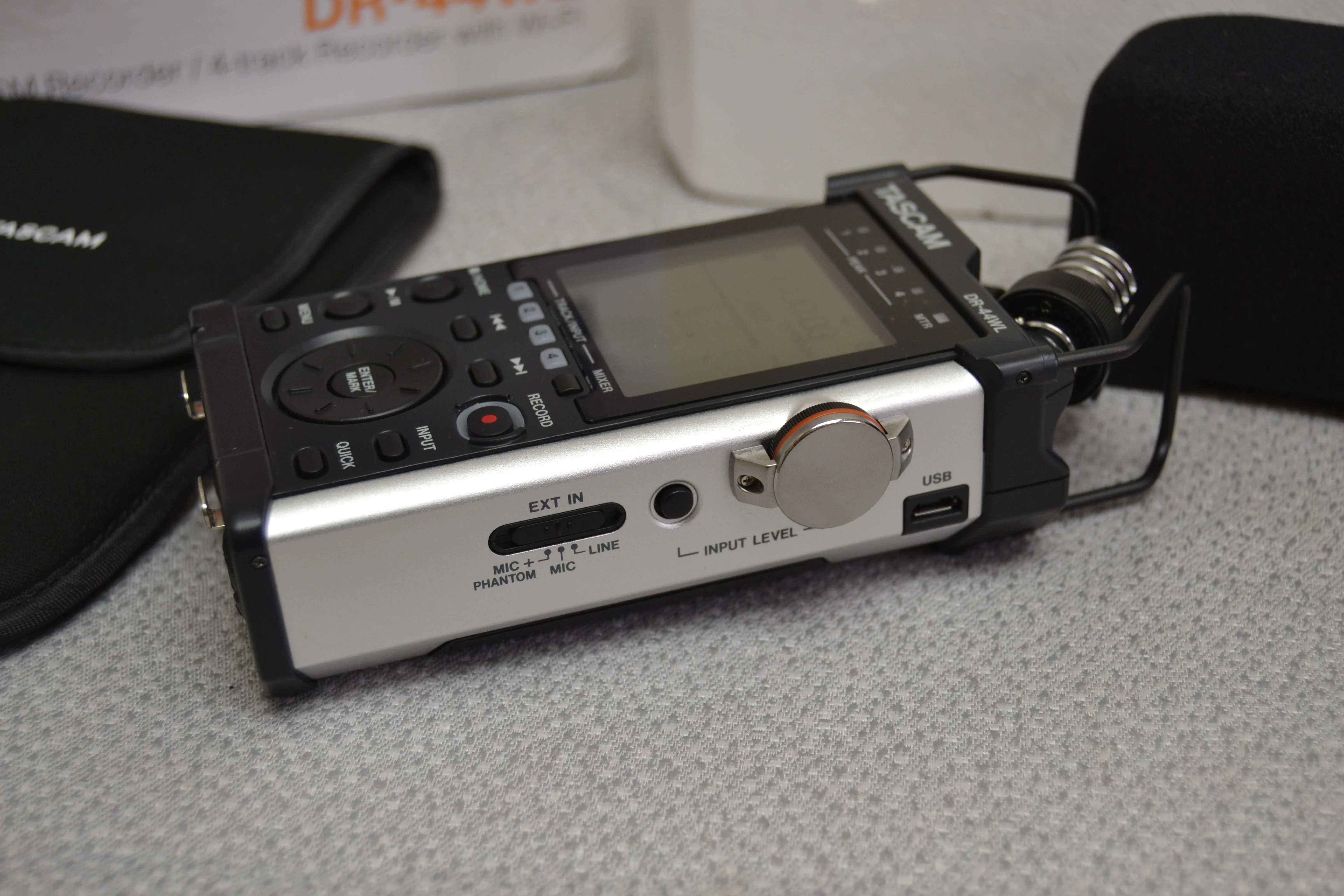 Tascam DR-44WL Portable Handheld Recorder with Wi-Fi * Box * No other accessories, see photo only * - Image 6