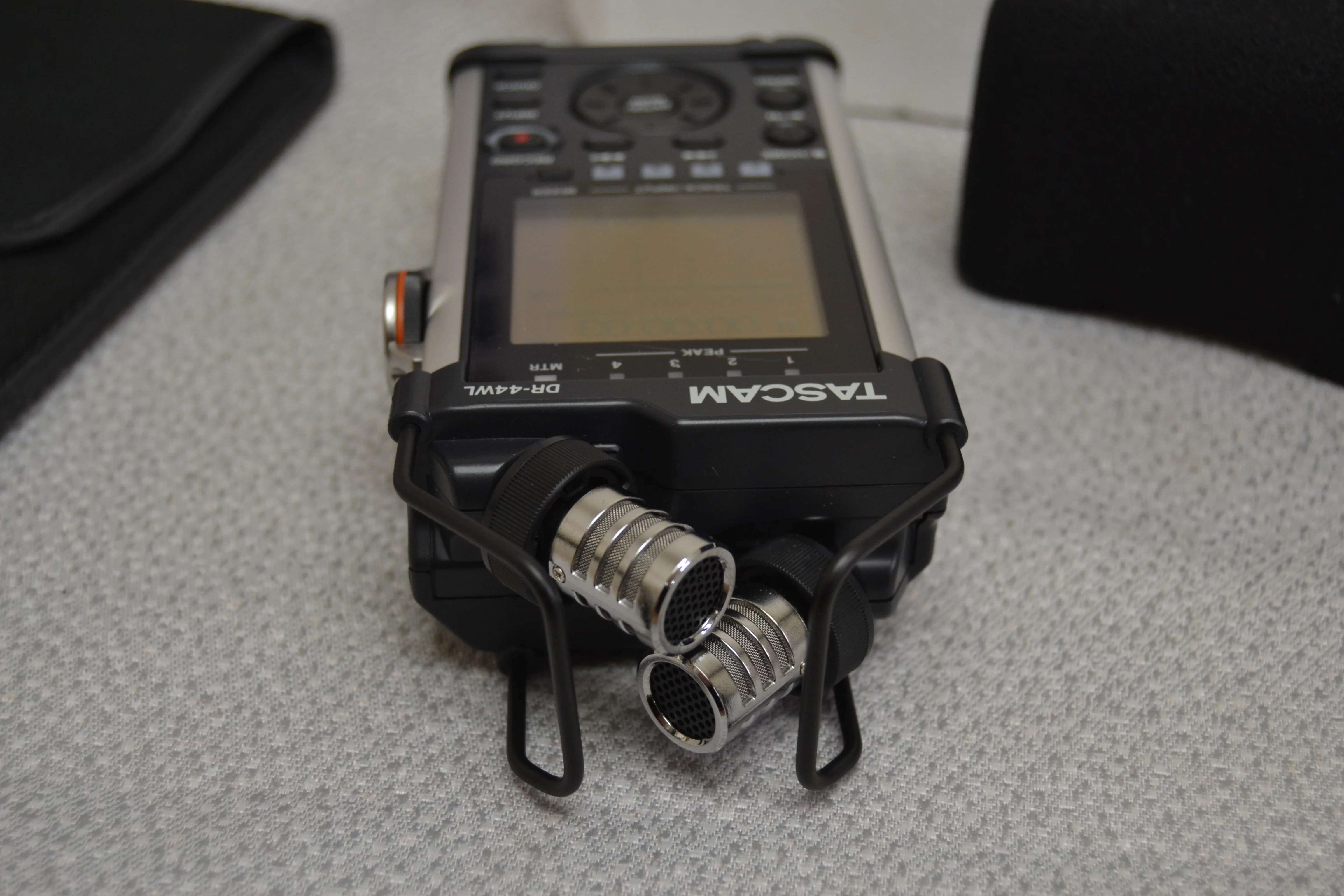Tascam DR-44WL Portable Handheld Recorder with Wi-Fi * Box * No other accessories, see photo only * - Image 7