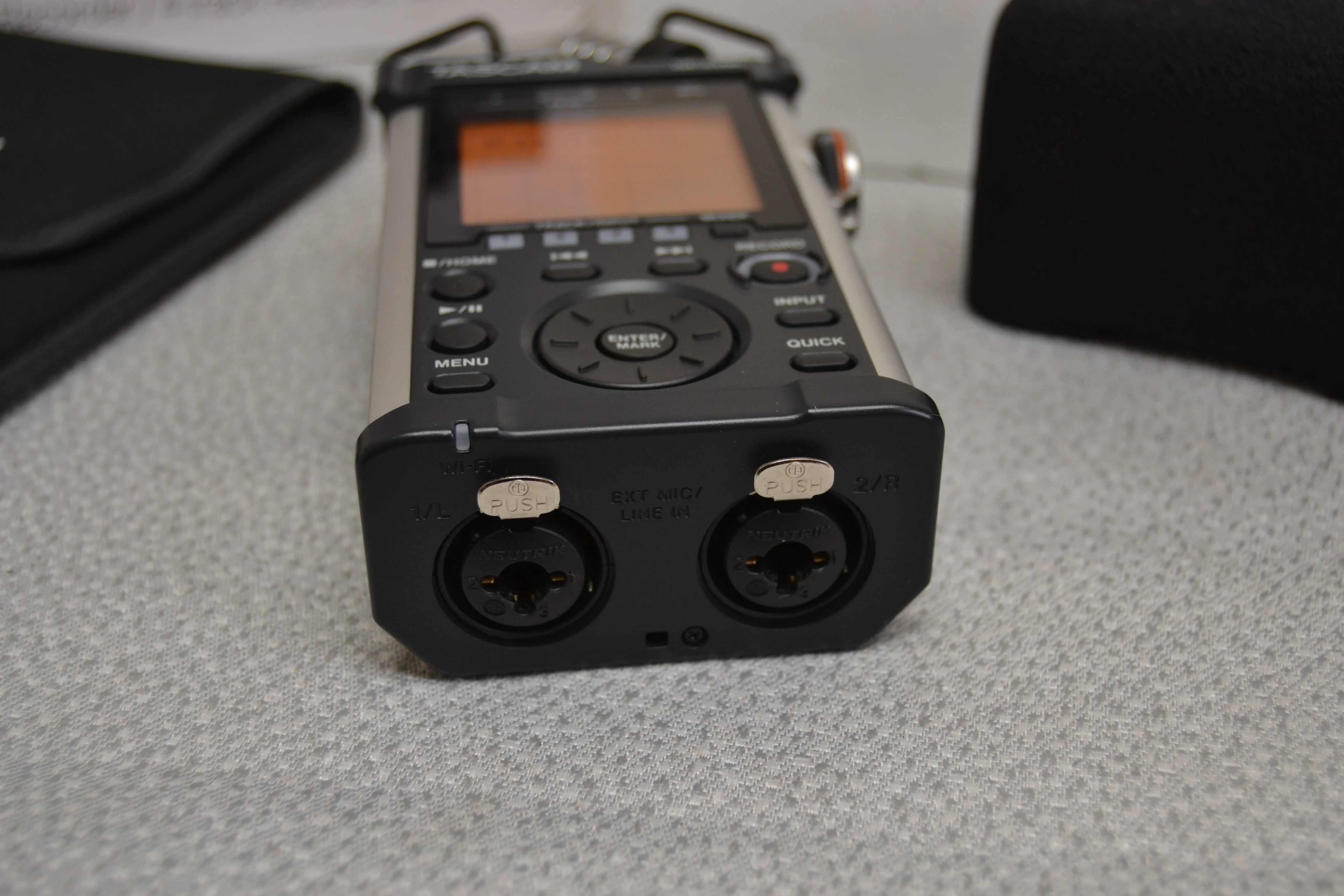 Tascam DR-44WL Portable Handheld Recorder with Wi-Fi * Box * No other accessories, see photo only * - Image 9