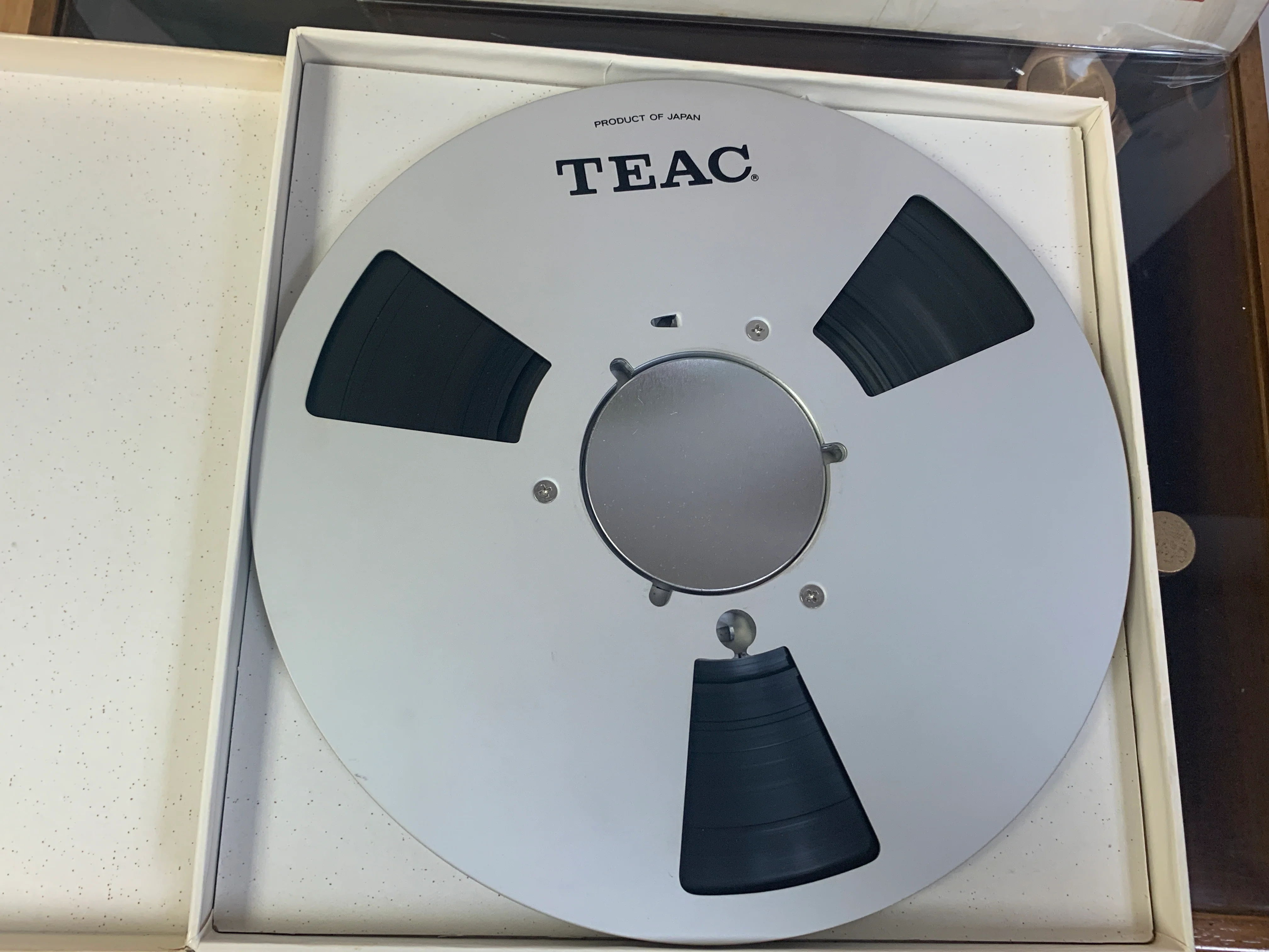 TEAC 10 inch RE-1002 Recording Tape Metal Reel  * Used - Image 2