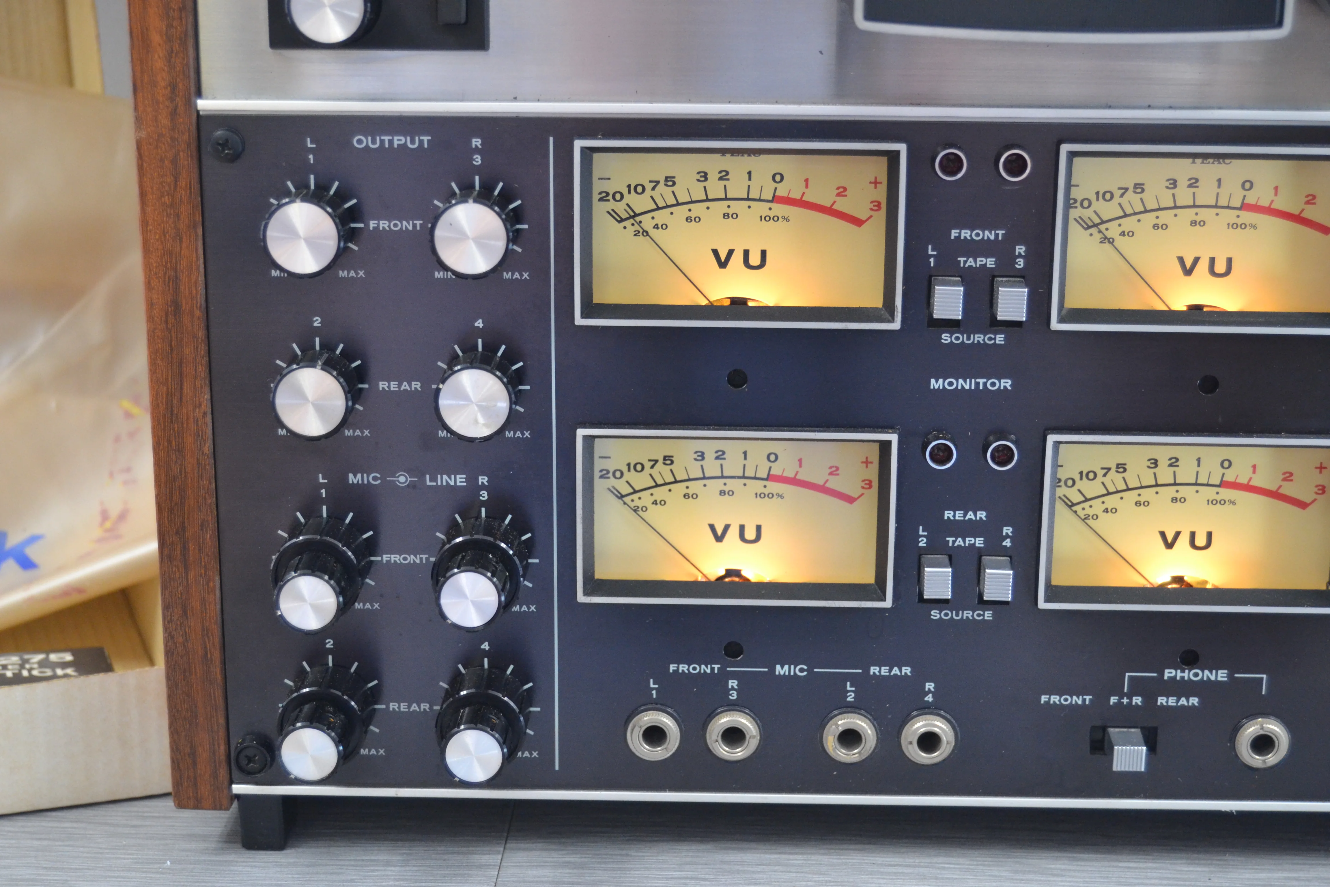 Teac 3340 Reel to Reel 4 Channel Simul-Sync Stereo Tape Deck - Image 7