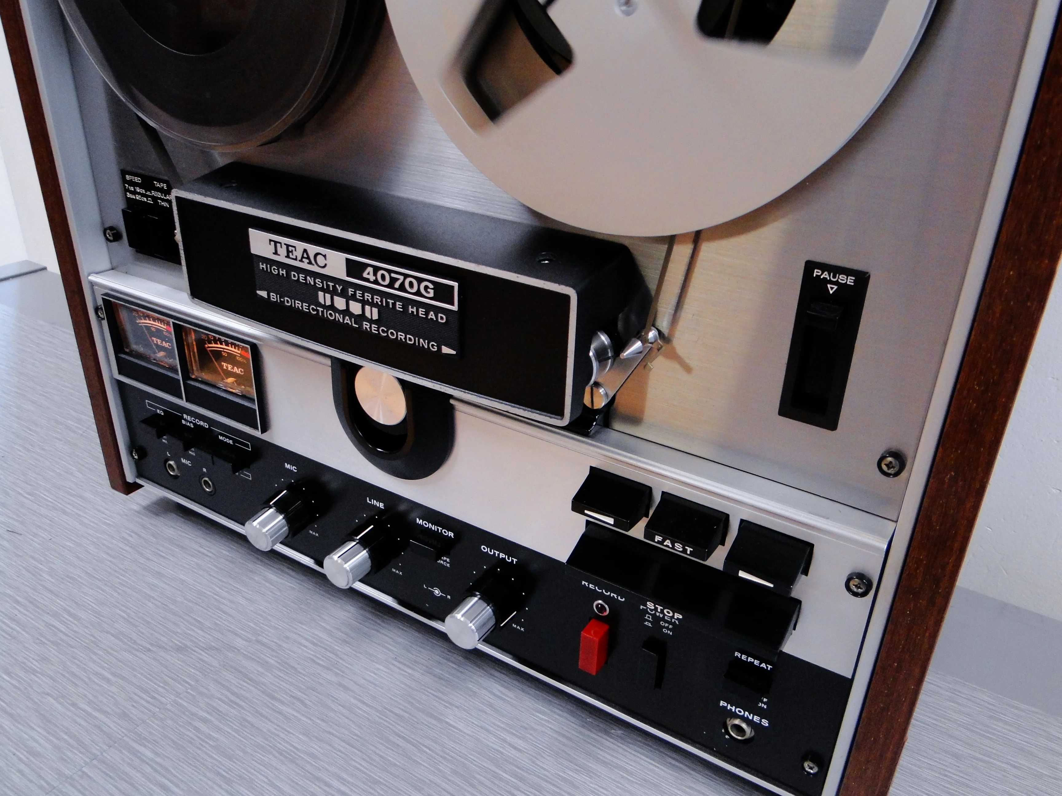 Teac 4070G Reel to Reel Recorder - Image 9