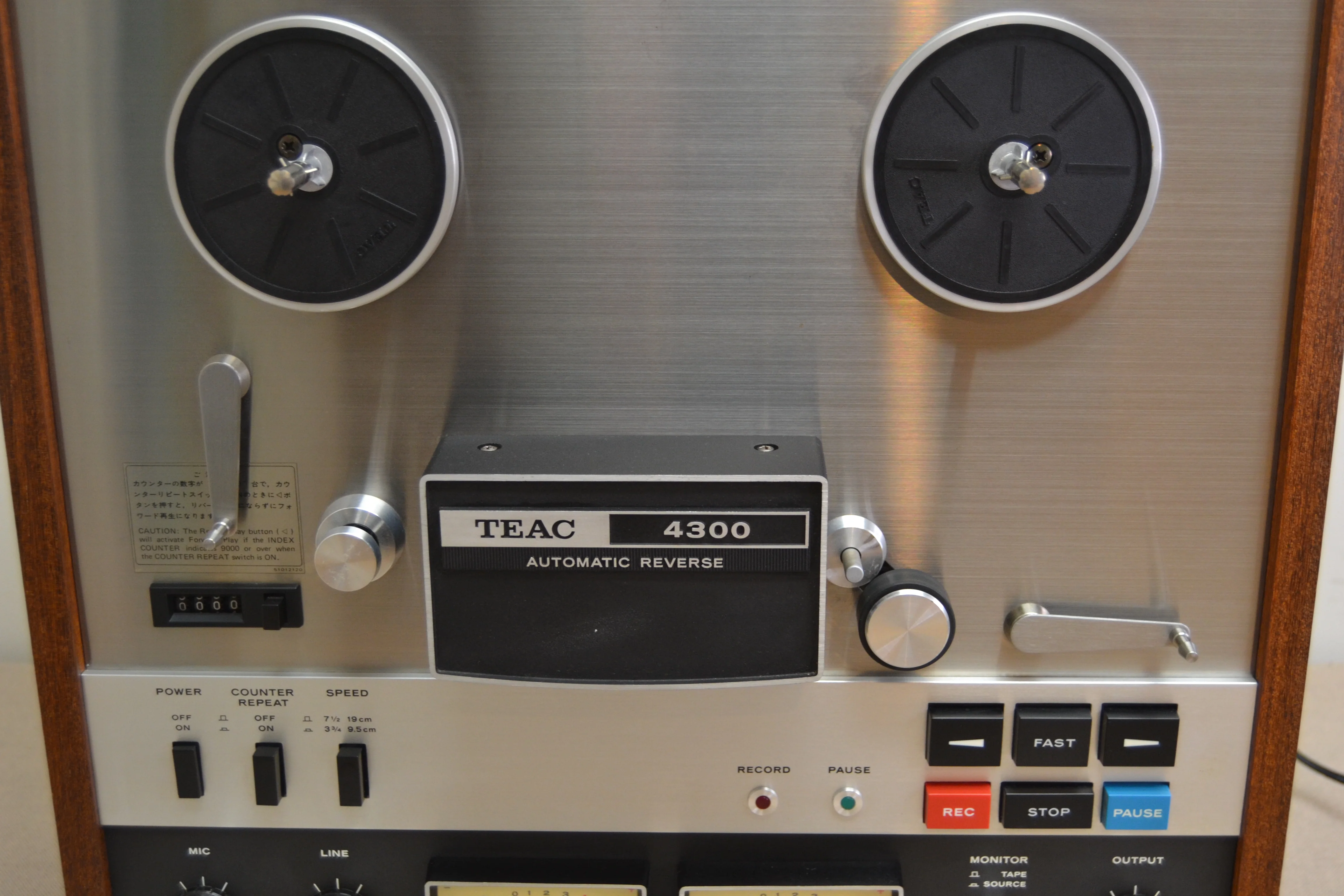 Teac 4300 ( aka A-4300 ) Reel to Reel Tape Recorder * AutoReverse * Fully Serviced * New Belts - Image 3